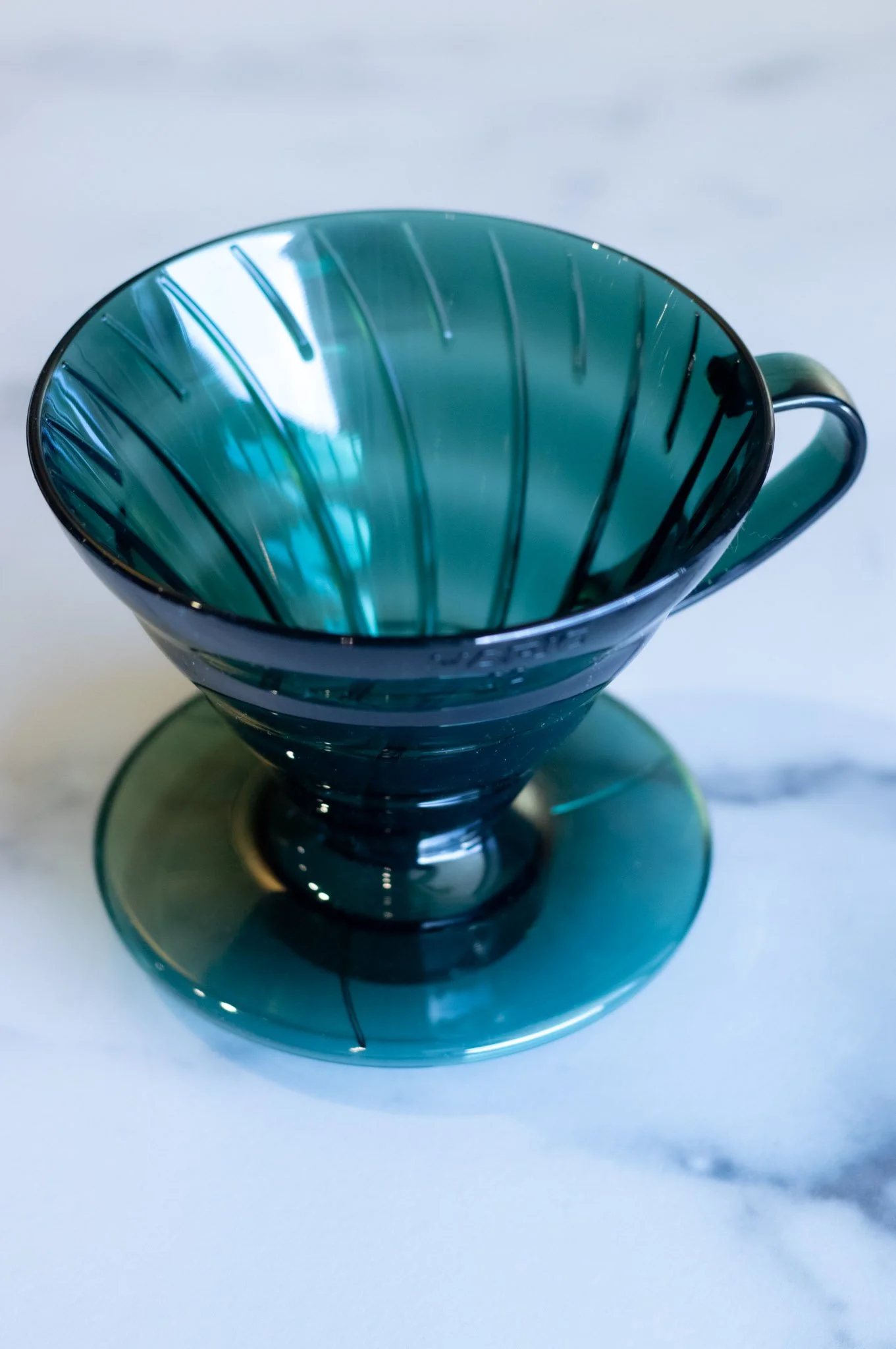 Specialty coffee lover gift guide what to buy for a coffee person sea green plastic Hario V60 list by bonlife coffee roasters.