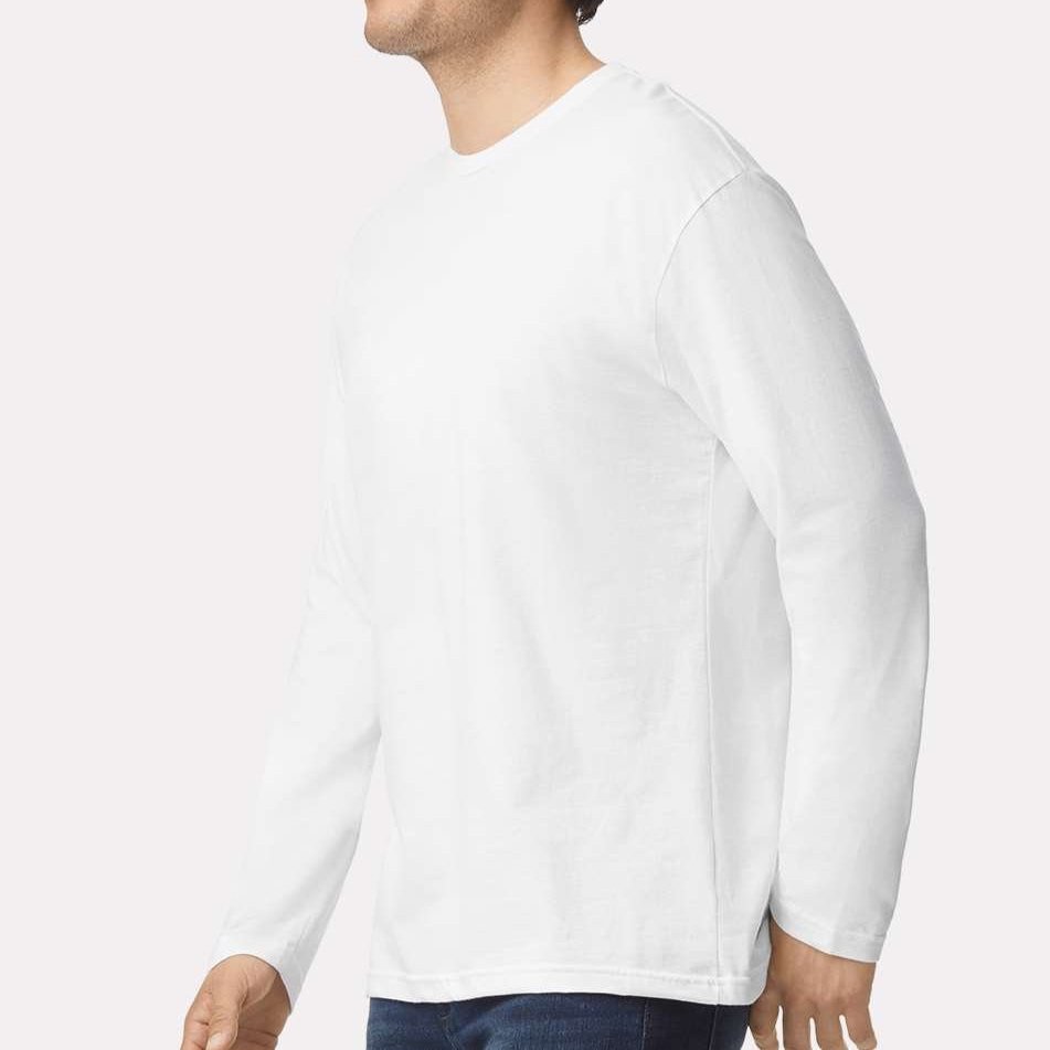 Gildan_64400_White_Side_High_Model.jpg