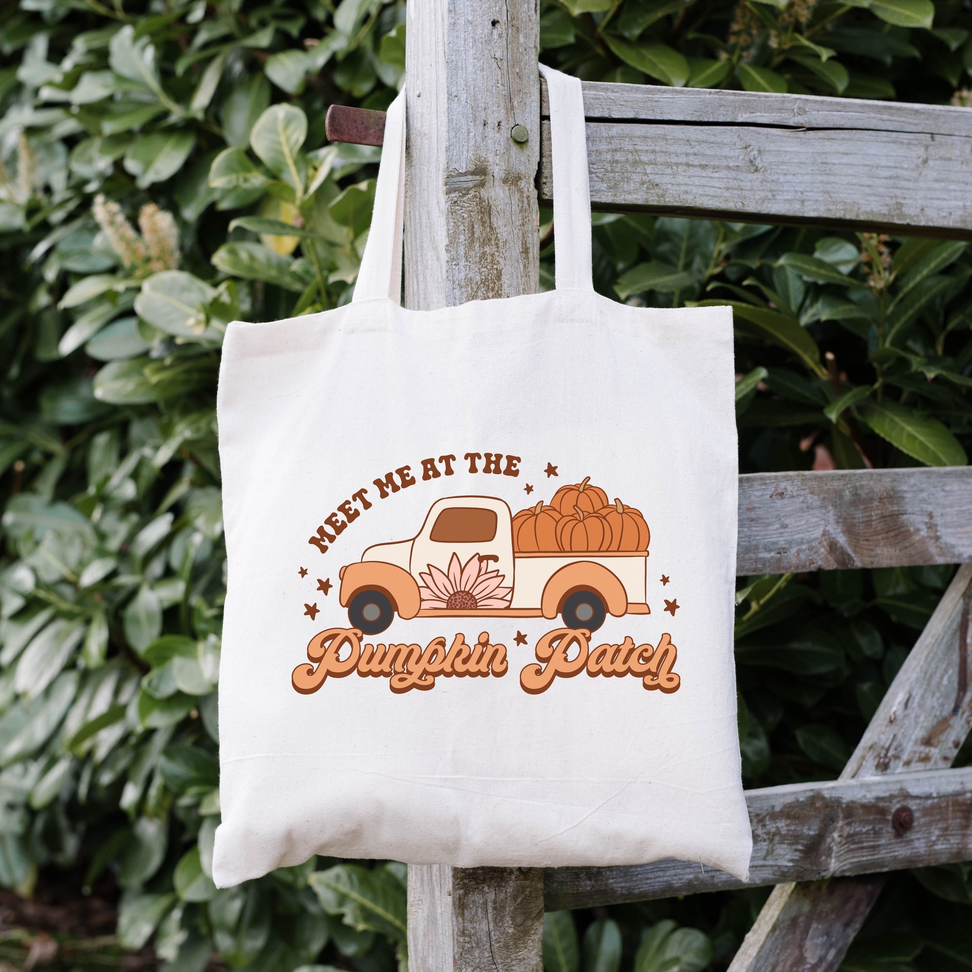 MEET+ME+AT+THE+PUMPKIN+PATCH+MEDIUM+TOTE+NATURAL.jpg