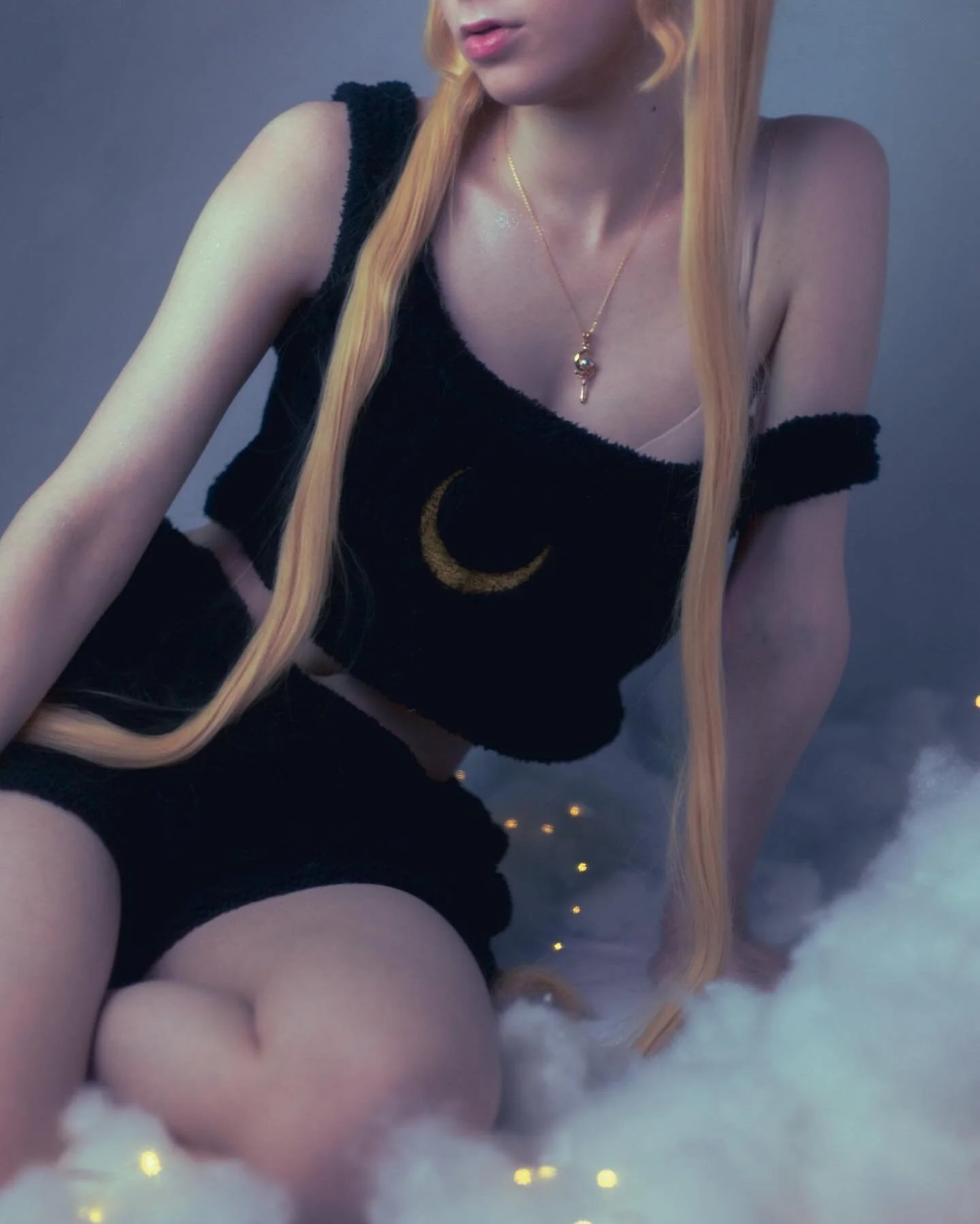 Doesn't @bird__king look so freaking adorable as Tsukino Usagi in our Luna Set? Our sets are currently 50% off and stock is low!
.
.
.
.
#sailormoon #cosplay #sailormooncosplay #usagitsukino #tsukinousagi #sailormoonmerch #animemerch #animestore #2pi