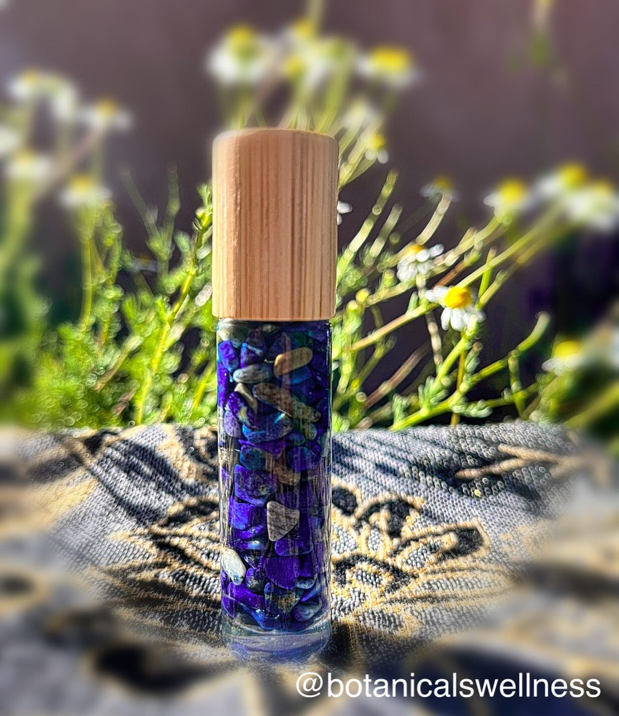 Throat Chakra ✨Vishuddha✨
&bull;&bull;
The Vishuddha Represents Communication, Self-Expression, and the Ability to Speak Your Personal Truth
&bull;&bull;
Located at the Base of the Throat the Vishuddha is the 5th Energy Center which Governs our Voice