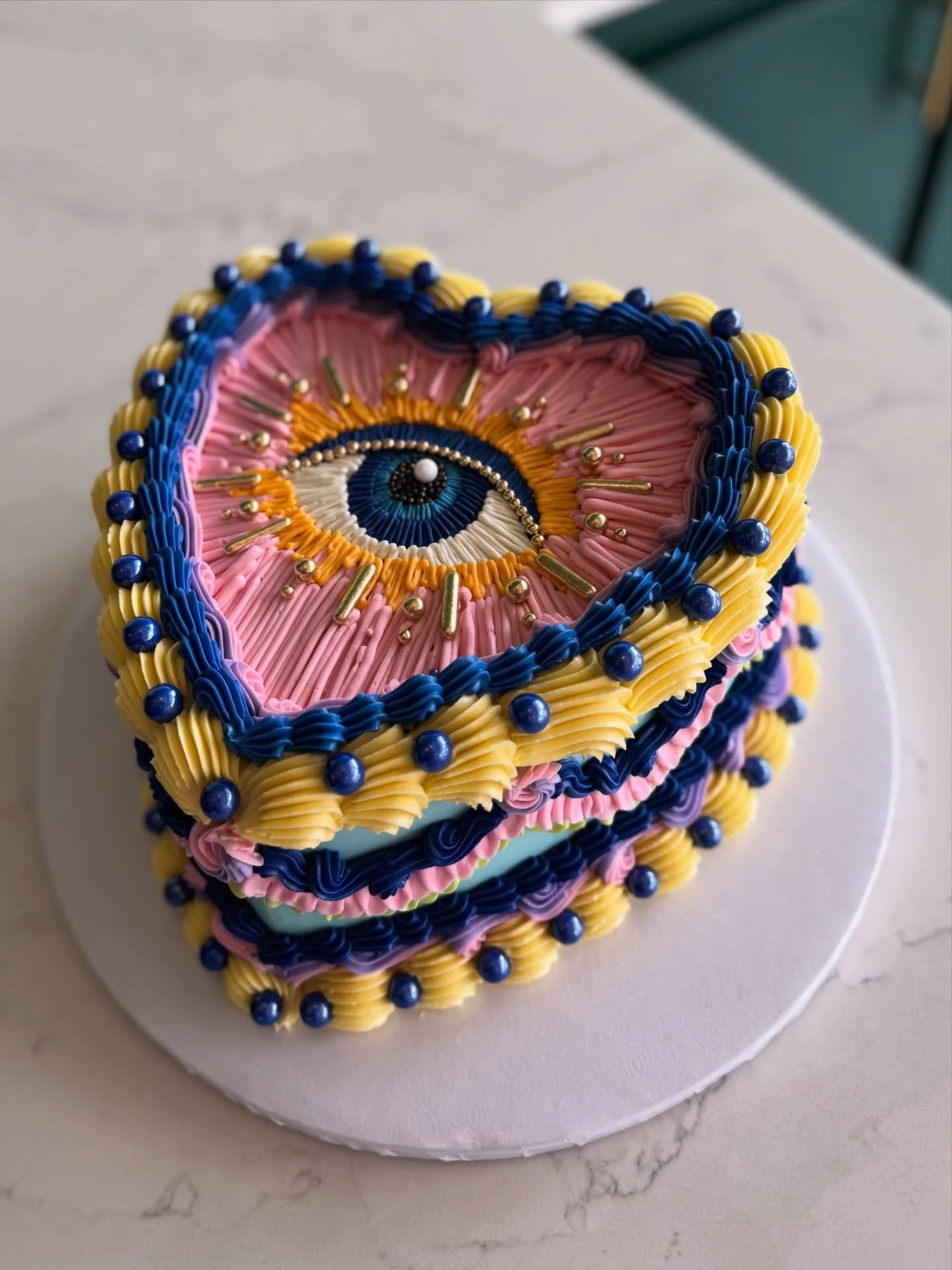 Got to check the evil eye cake off the Crumby Cake Wishlist! Swipe to the end to see how you can get 20% off a cake. 🍰