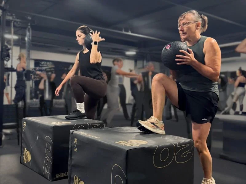 2 women step ups strong