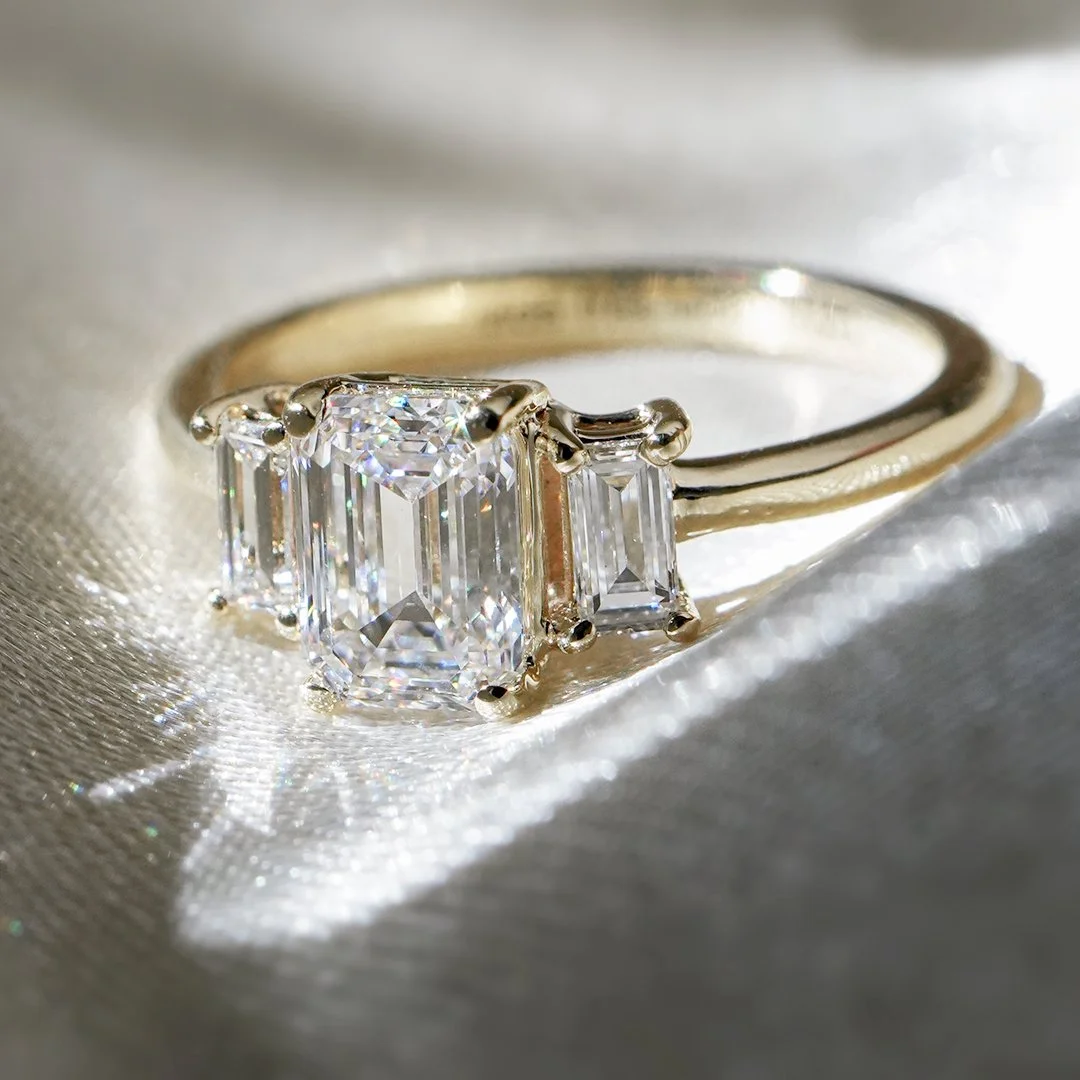 Anillo de compromiso de oro amarillo 14K con diamantes lab - TUGARIM
