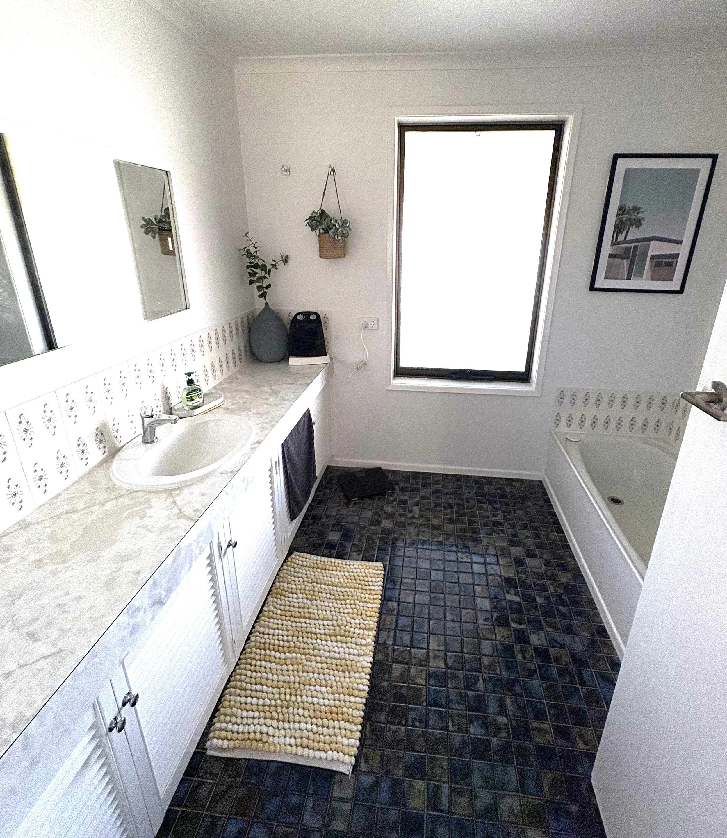 bathroom.jpeg