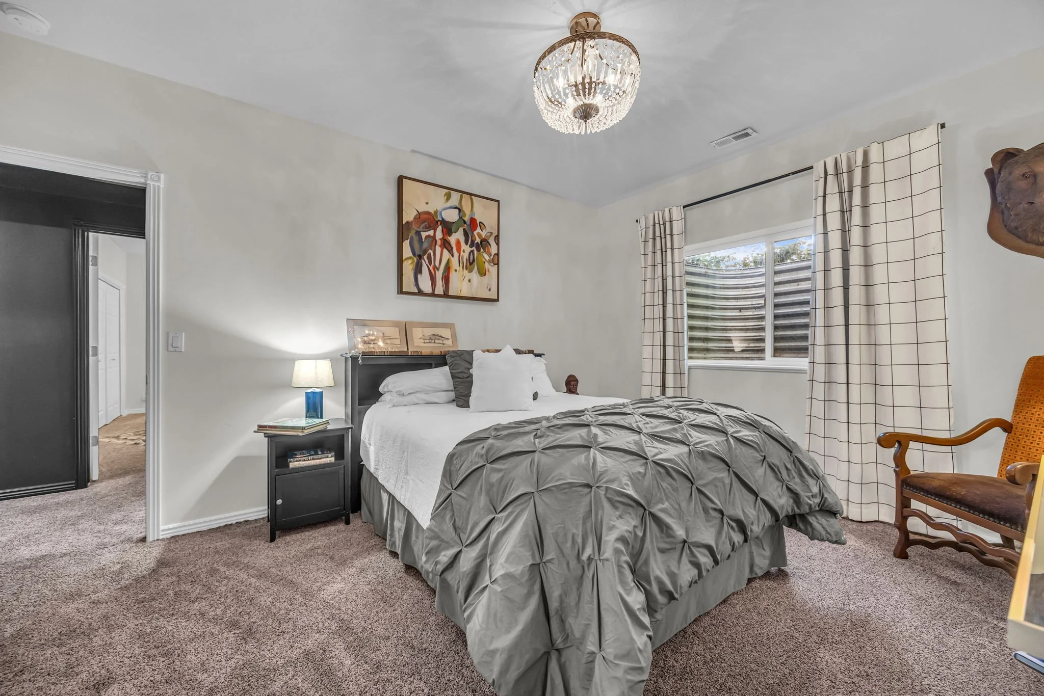 23-web-or-mls-557-warm-springs-dr.jpg