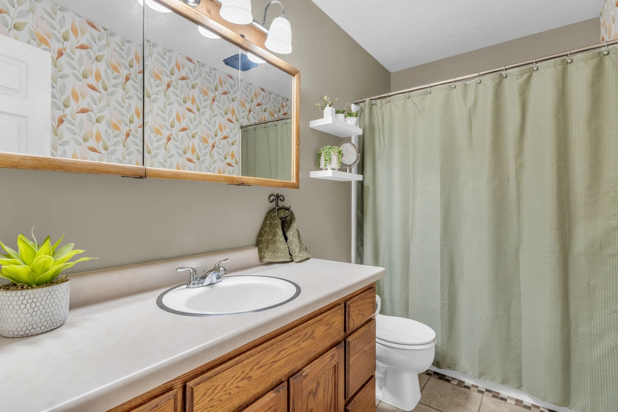 55-web-or-mls-2600-deer-run-dr.jpg