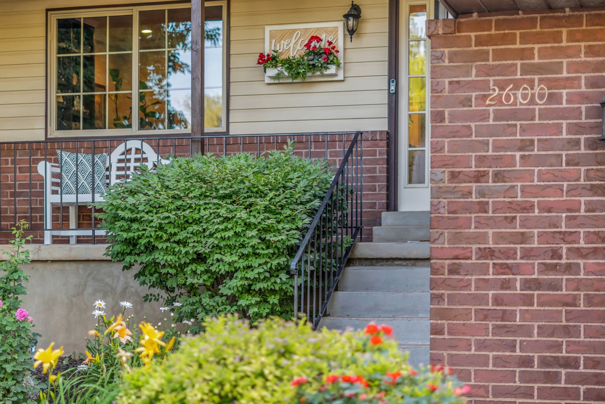 7-web-or-mls-2600-deer-run-dr.jpg