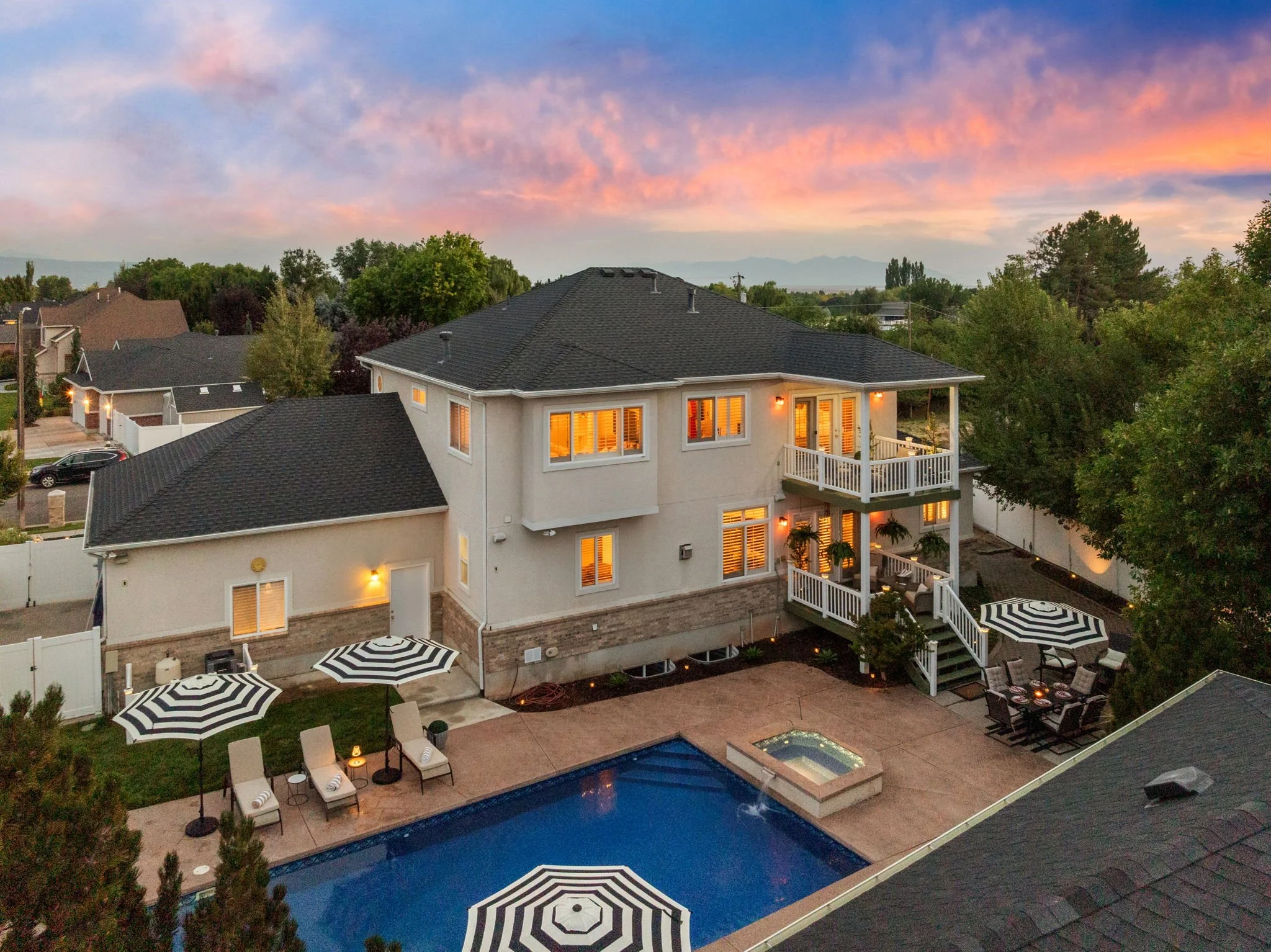 82-web-or-mls-557-warm-springs-dr.jpg
