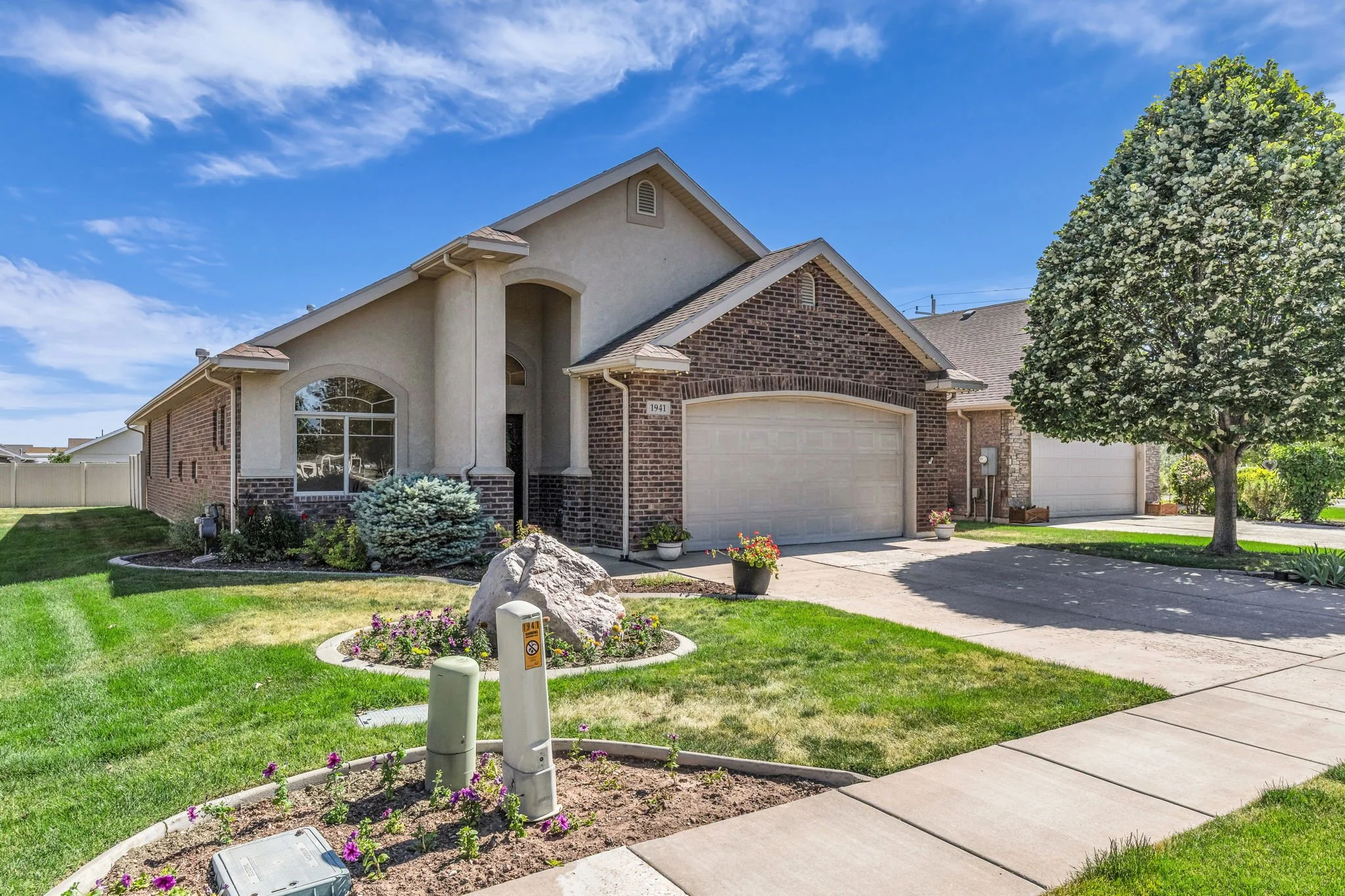 4-web-or-mls-1941-trailside-dr.jpg