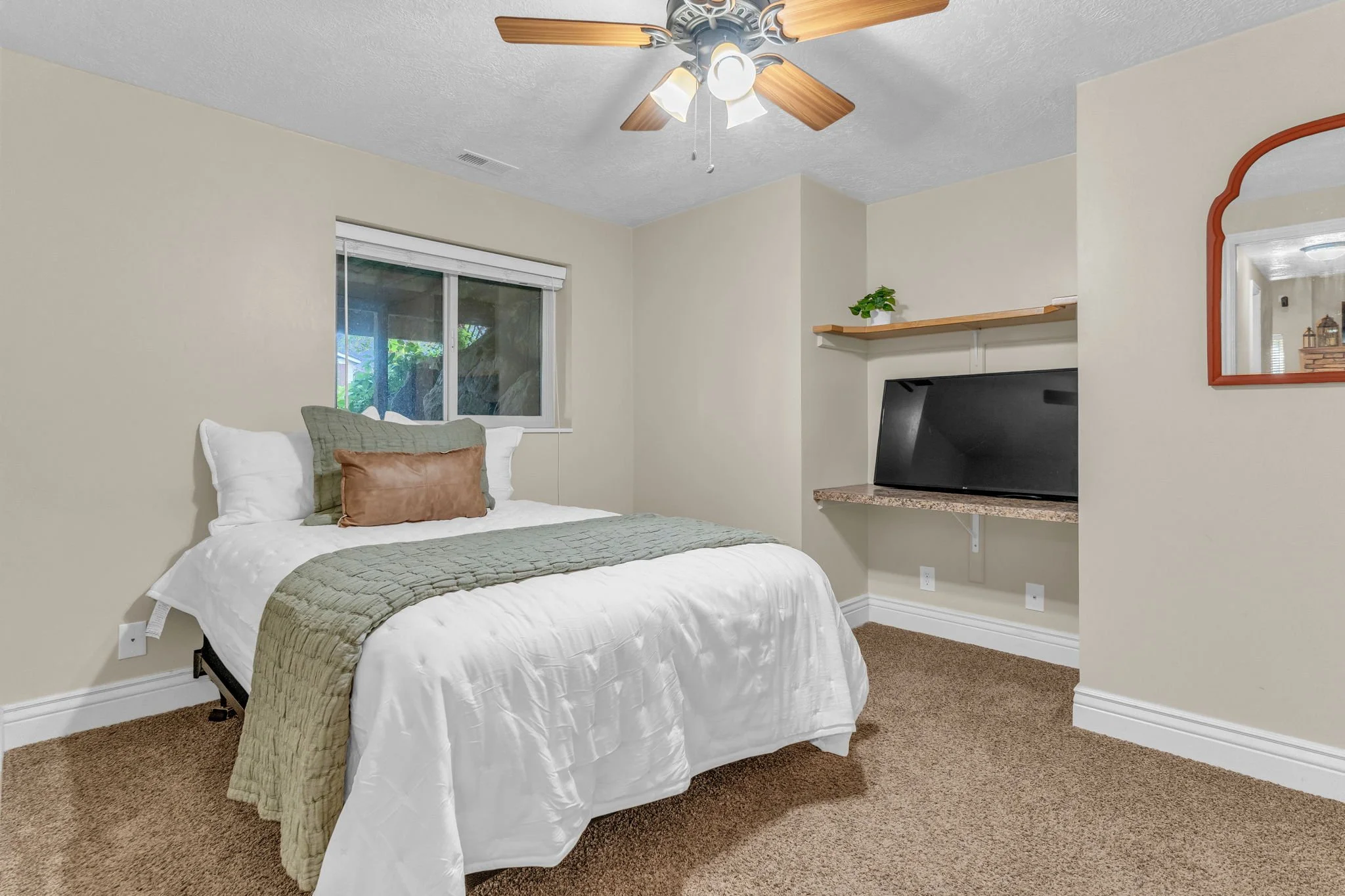 42-web-or-mls-2600-deer-run-dr.jpg