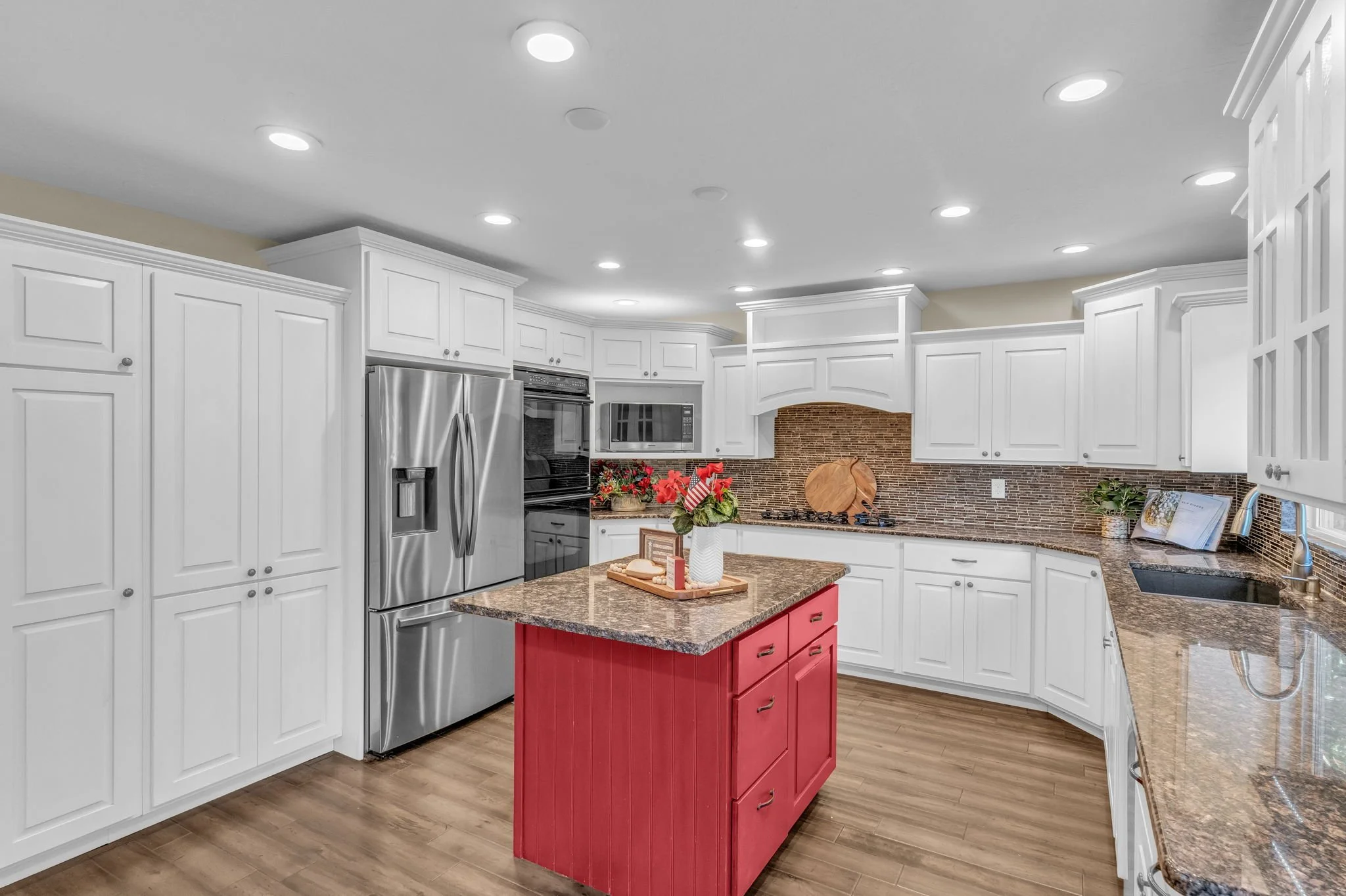 14-web-or-mls-2600-deer-run-dr.jpg