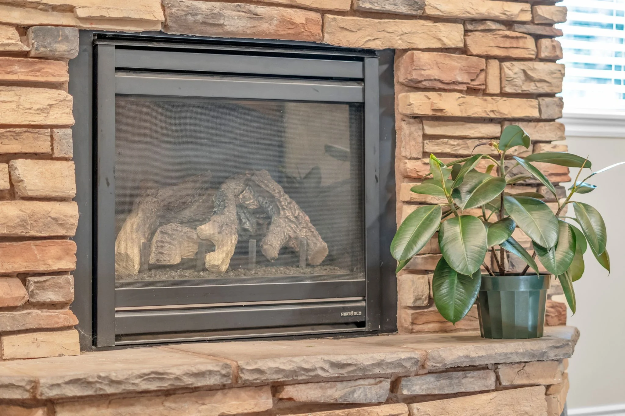 45-web-or-mls-2600-deer-run-dr.jpg