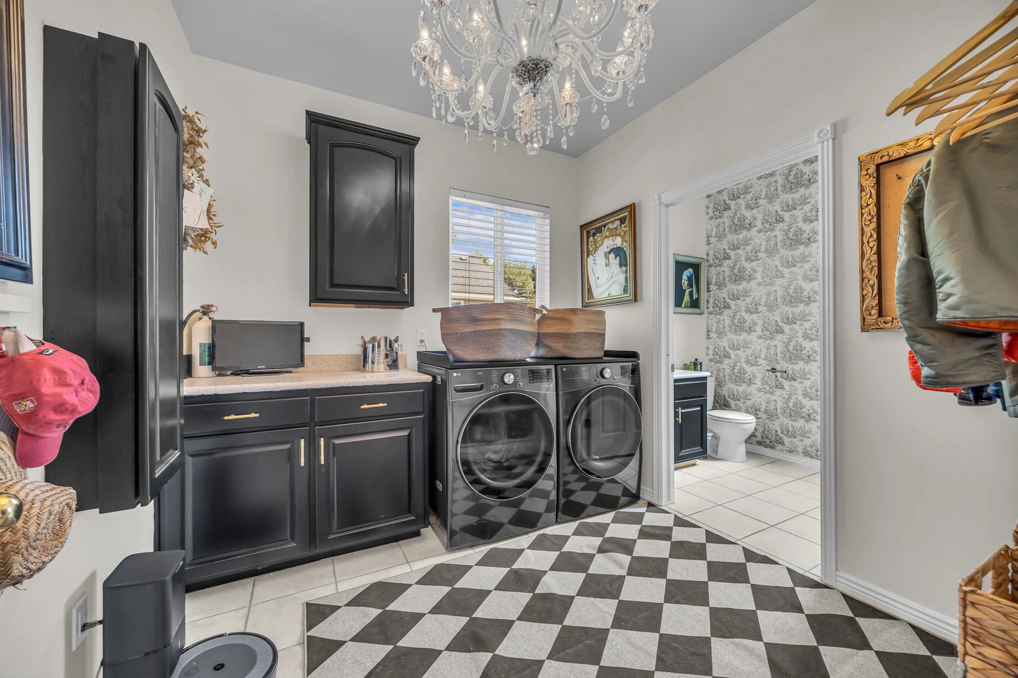 15-web-or-mls-557-warm-springs-dr.jpg