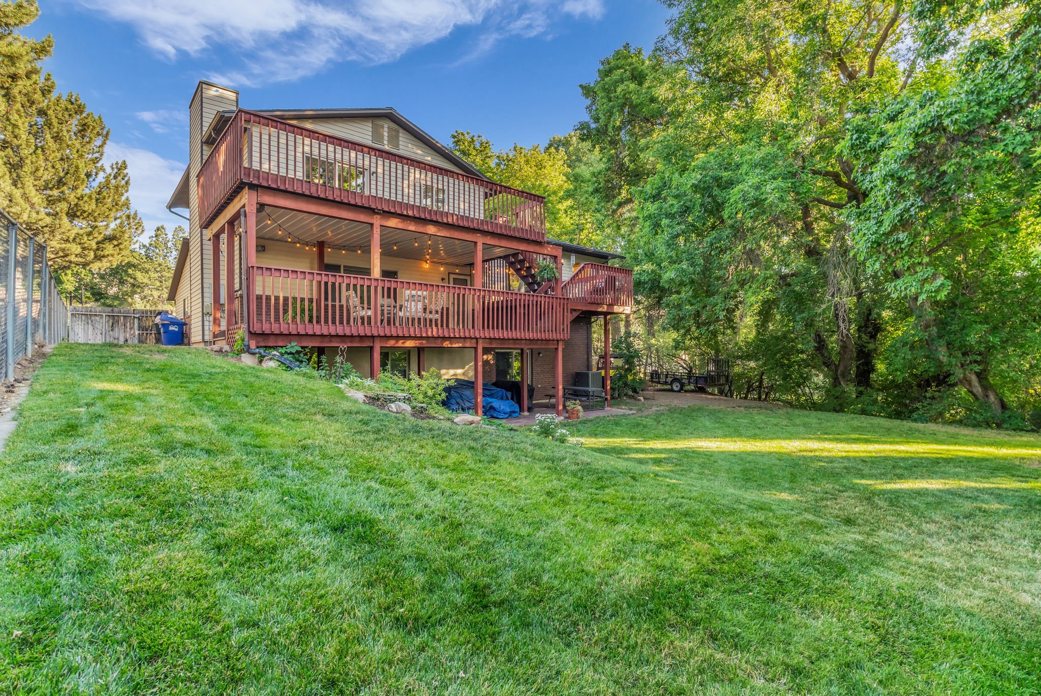 70-web-or-mls-2600-deer-run-dr.jpg
