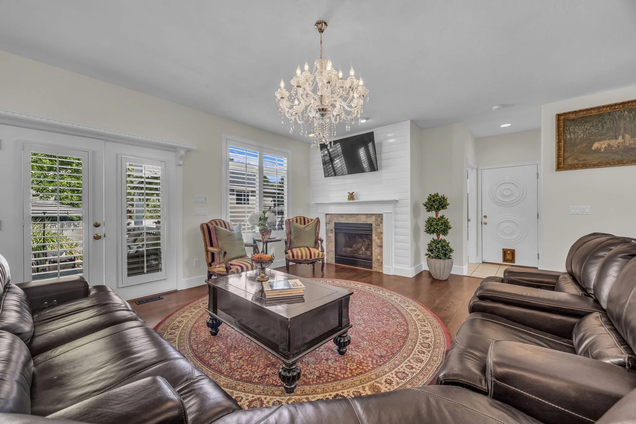 11-web-or-mls-557-warm-springs-dr.jpg