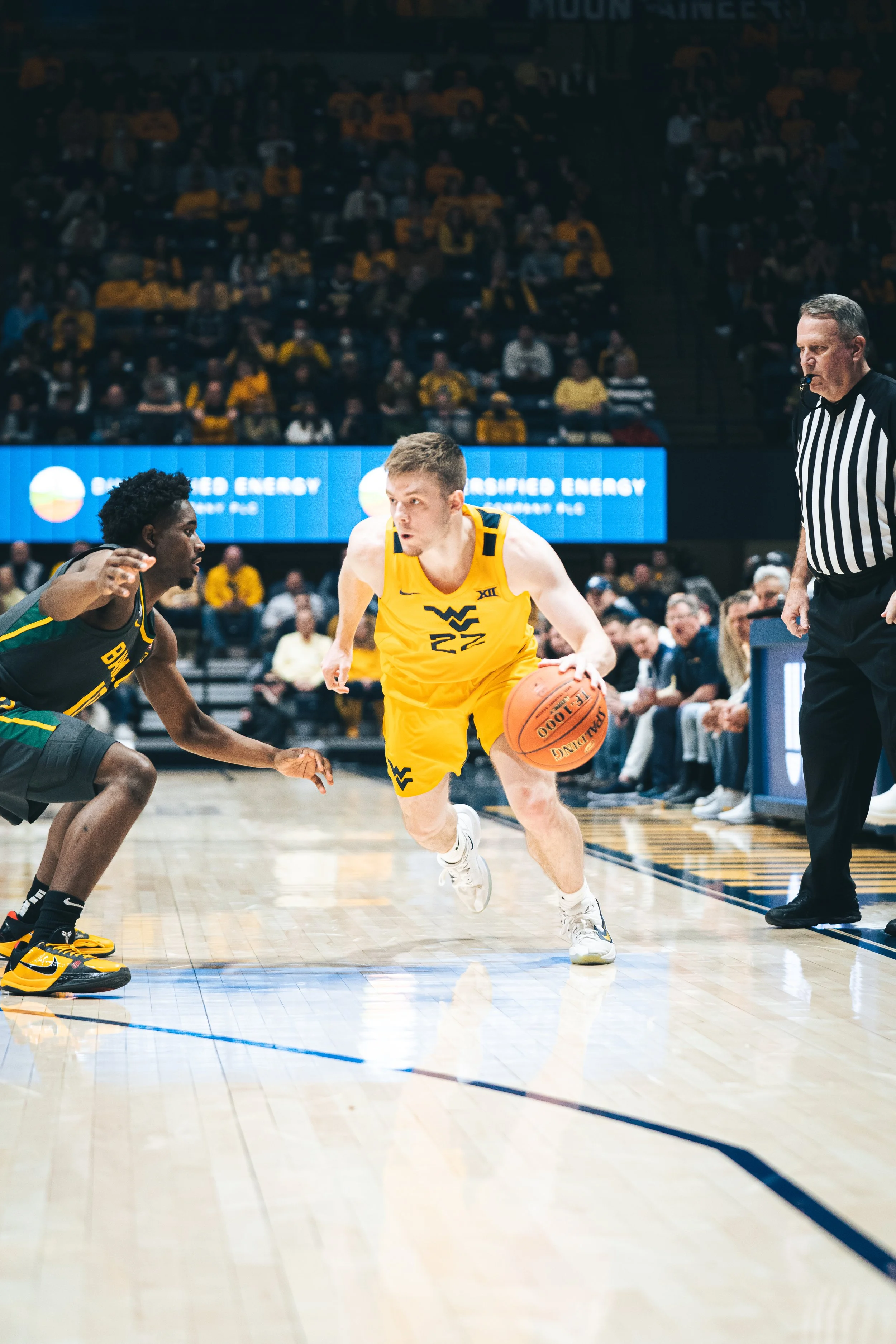 011822_WVUvsBaylor_Sean McNeil 7_JSR.jpg
