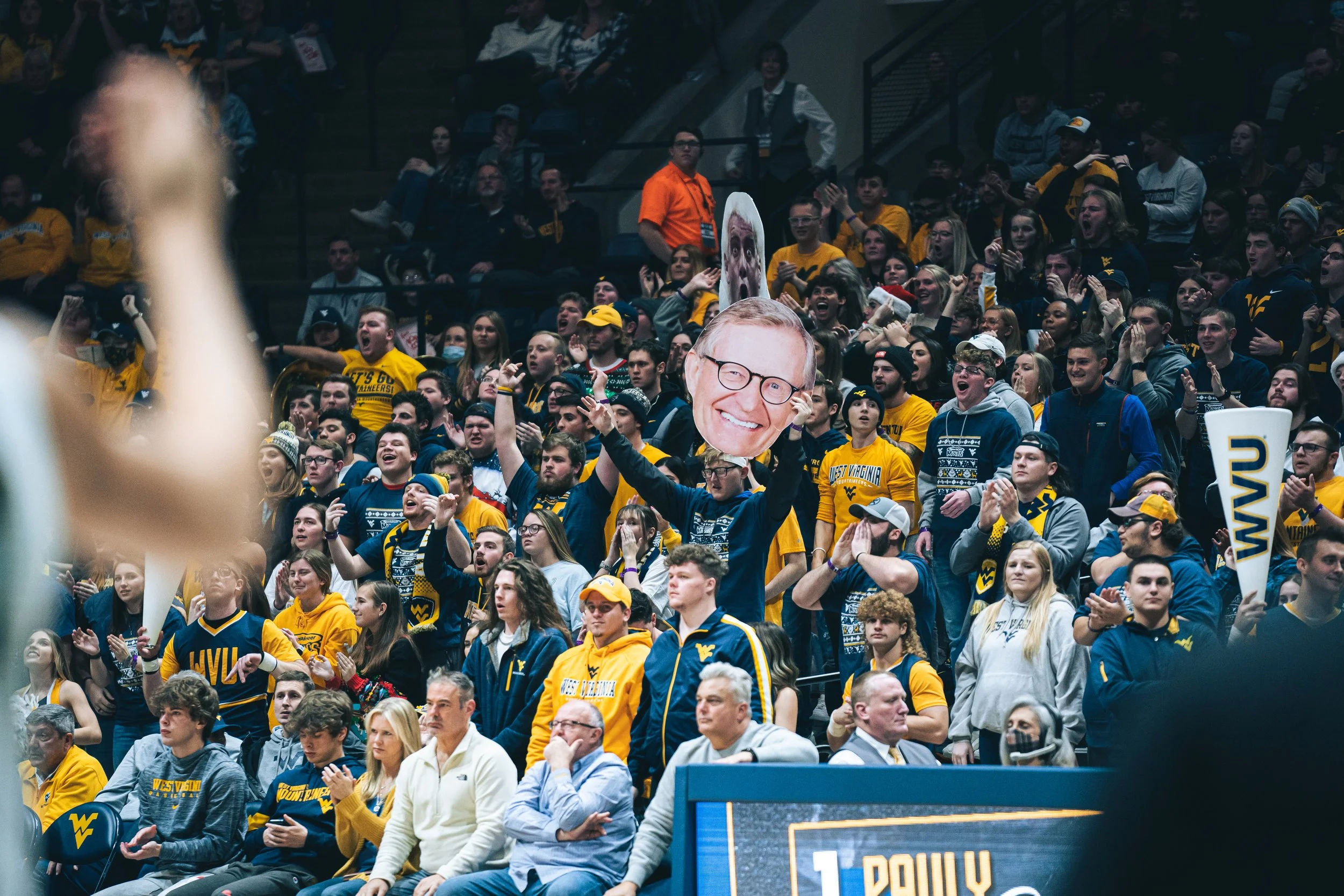 120821_WVUvsUCONN_Crowd 2_JSR.jpg