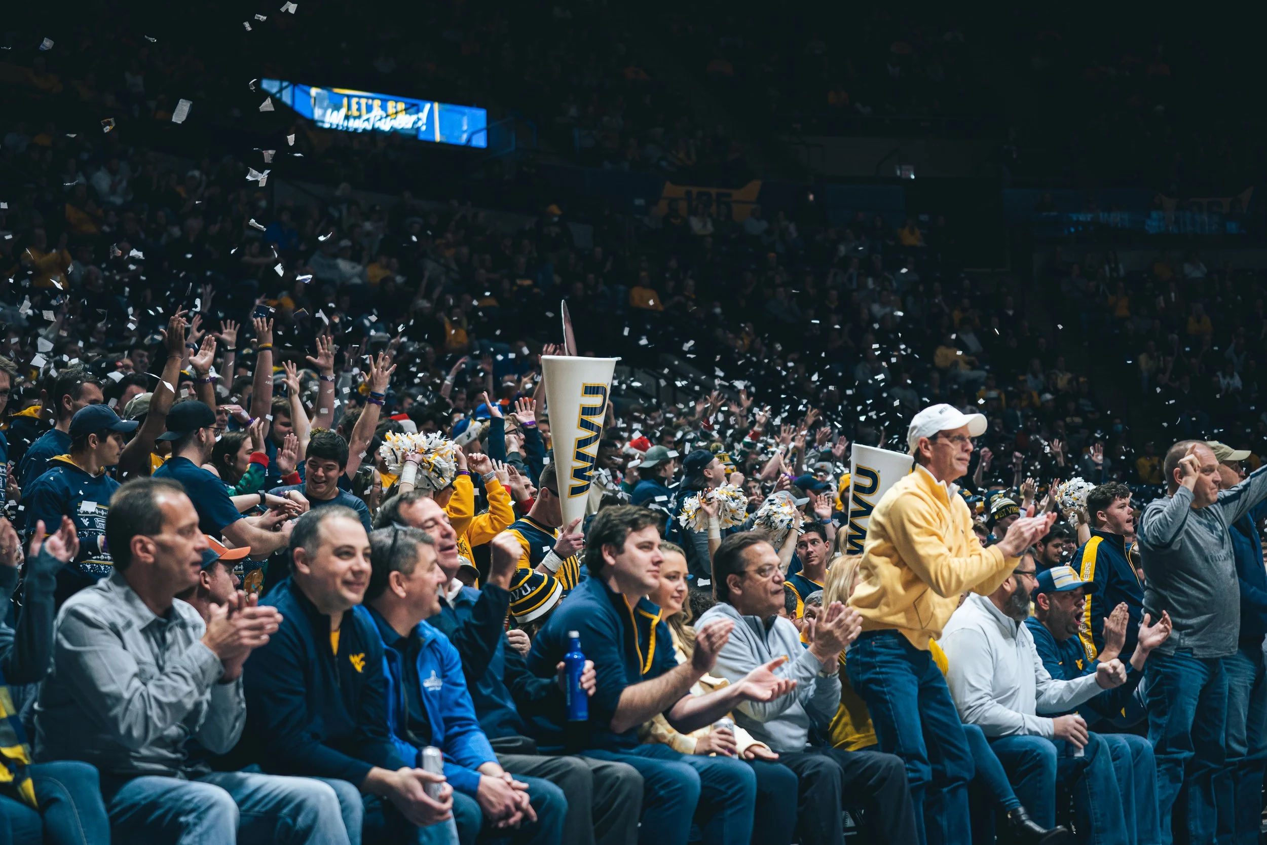 120821_WVUvsUCONN_Crowd_JSR.jpg