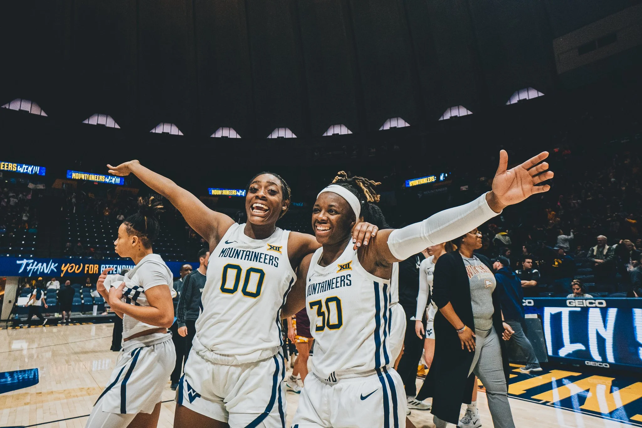 20221117_WVUvsWU_Postgame_Madisen_Smith_Jayla_Hemingway_JSR_2.jpg