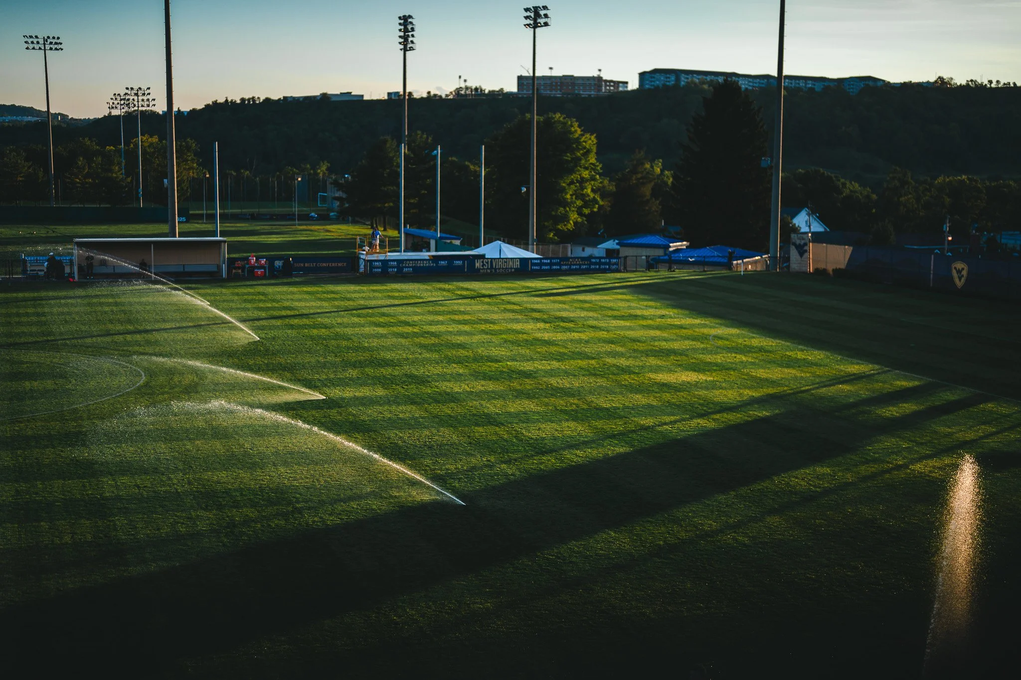 20230919_MSOC_WVUvsUD_Pregame_Field Sprinklers_JSR_1.jpg