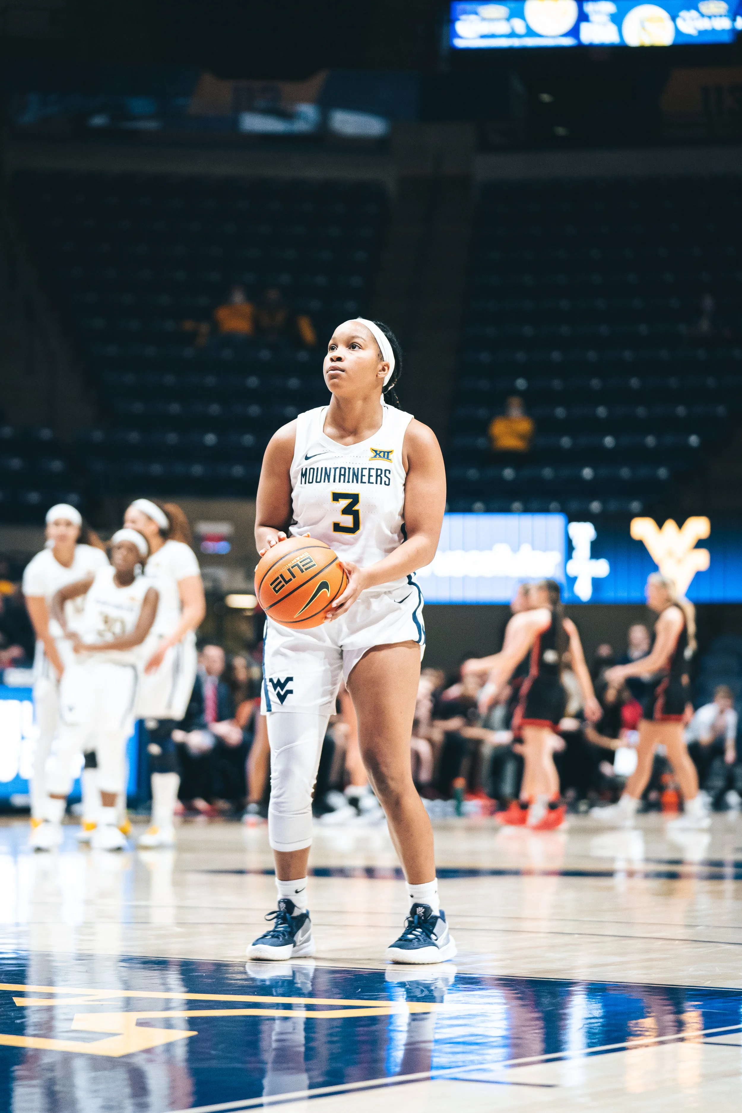 011222_WVUvsTexasTech_KK Deans 4_JSR.jpg