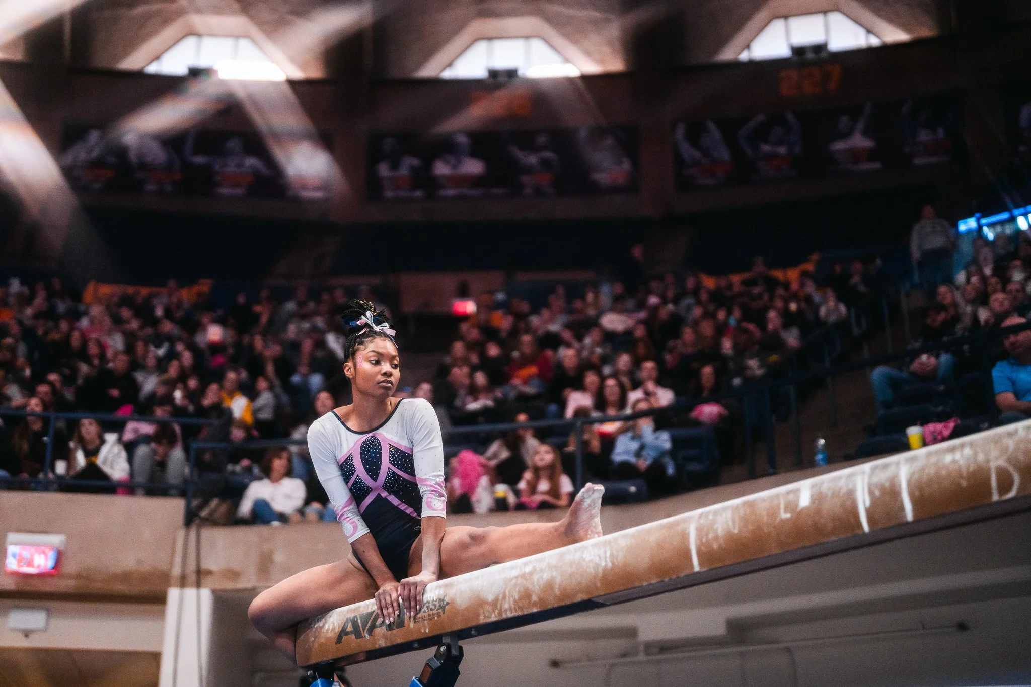 20240218_GYM_WVUvsDU_Ingame_Kiana_Lewis_JSR_6767.jpg