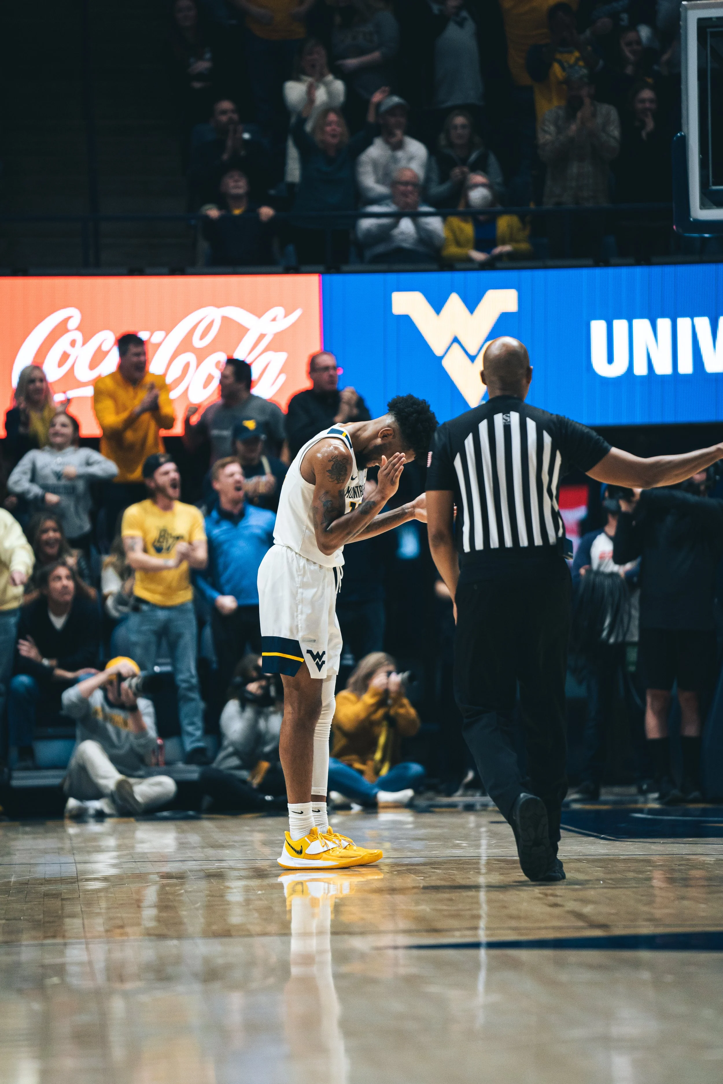 120821_WVUvsUCONN_Taz Sherman 10_JSR.jpg