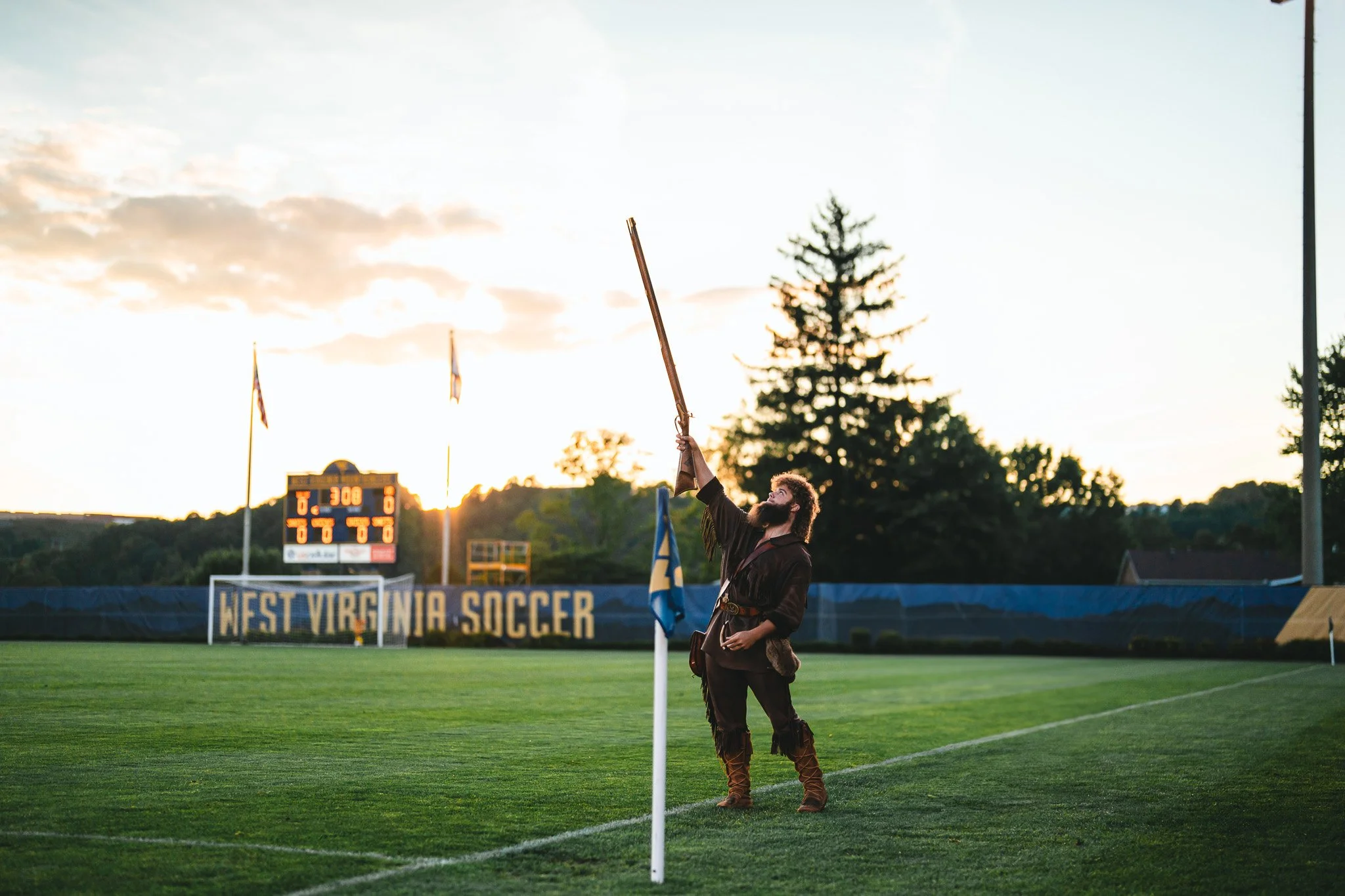 20230919_MSOC_WVUvsUD_Pregame_Mountaineer_JSR_1.jpg