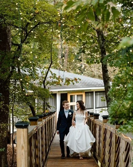 Romantic bridge pic overload!  So many beautiful shots from this day, @lindseymckinnonphotography  outdid herself with this wedding! 

Choosing our all inclusive wedding allows you to choose your vendors and we have the best of the best available for