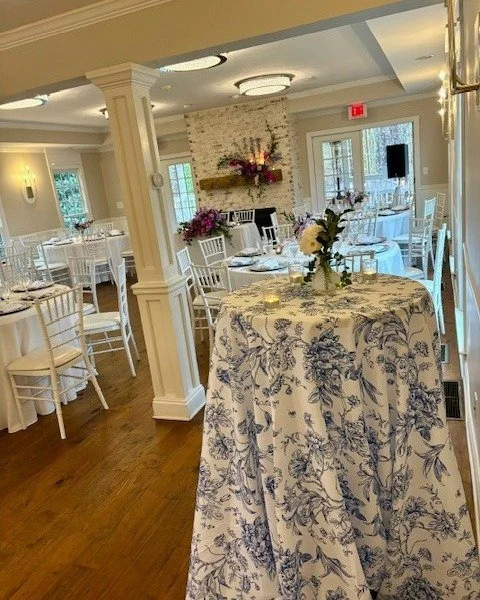 Bradford House and Gardens is home to the Original TRULY All-inclusive wedding.

From our phenomenal onsite chef who is preparing your dinner in our commercial kitchen on your wedding day, to our highly experienced hand picked vendors who work seamle