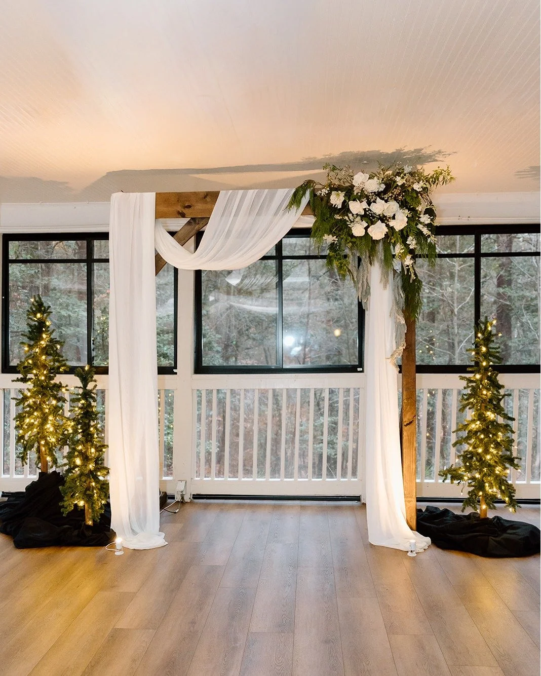 Y'all, lets talk Christmas wedding season!! Love the idea of tying the knot in December?? 
Not only is the property all dressed up for Christmas, it is OFF PEAK!! 🎄

See why our Decembers are filled with beautiful, romantic Christmas weddings. With 