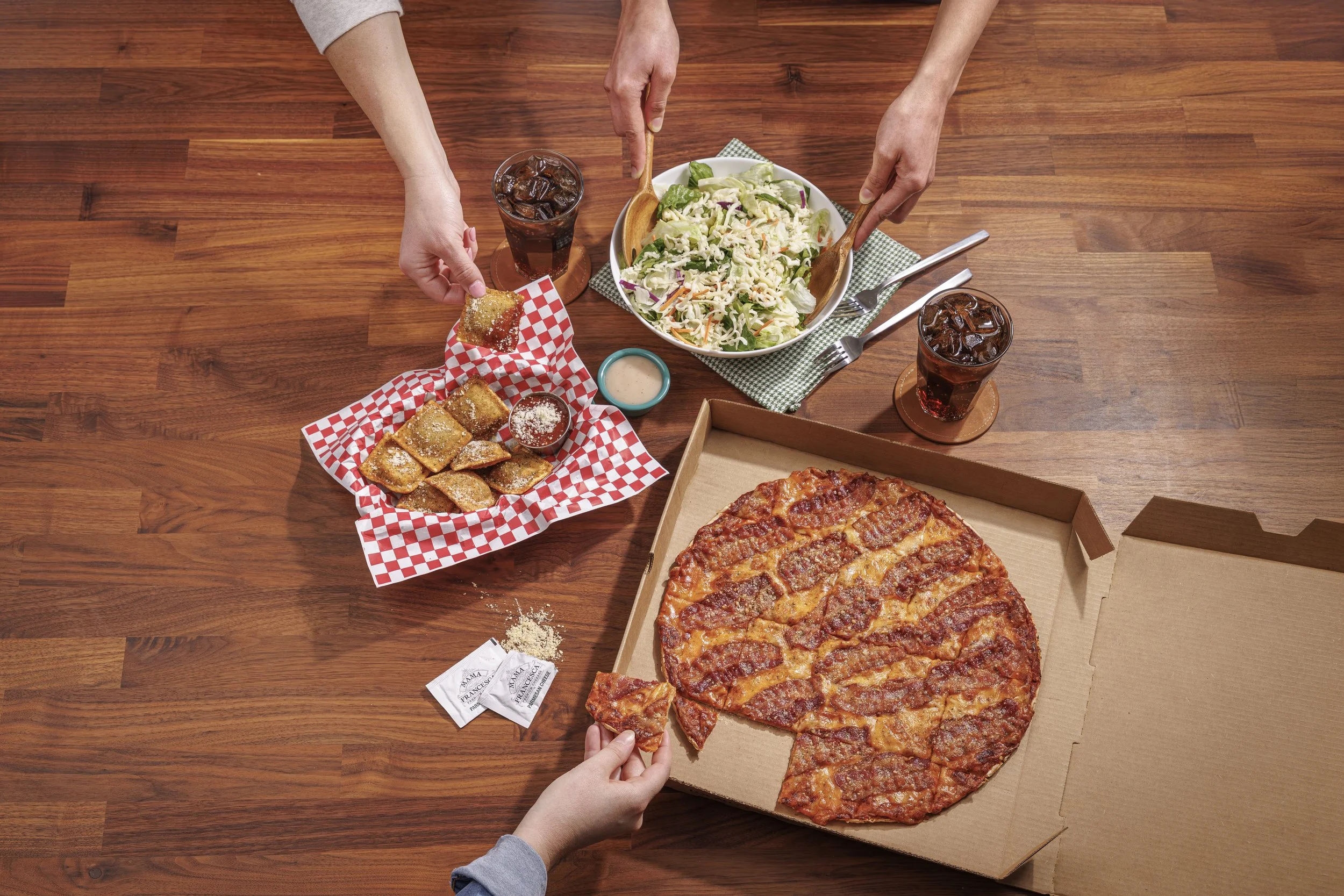 Imos_Pizza_Q2_6IMG_0111.jpg