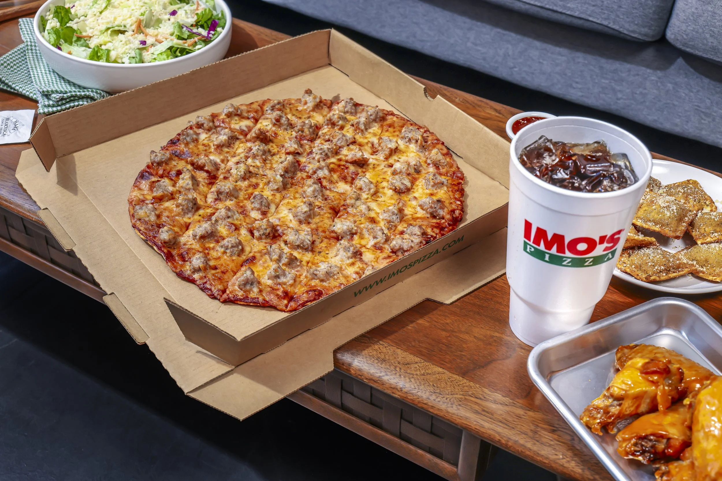 Imos_Pizza_Q2_16IMG_0794.jpg