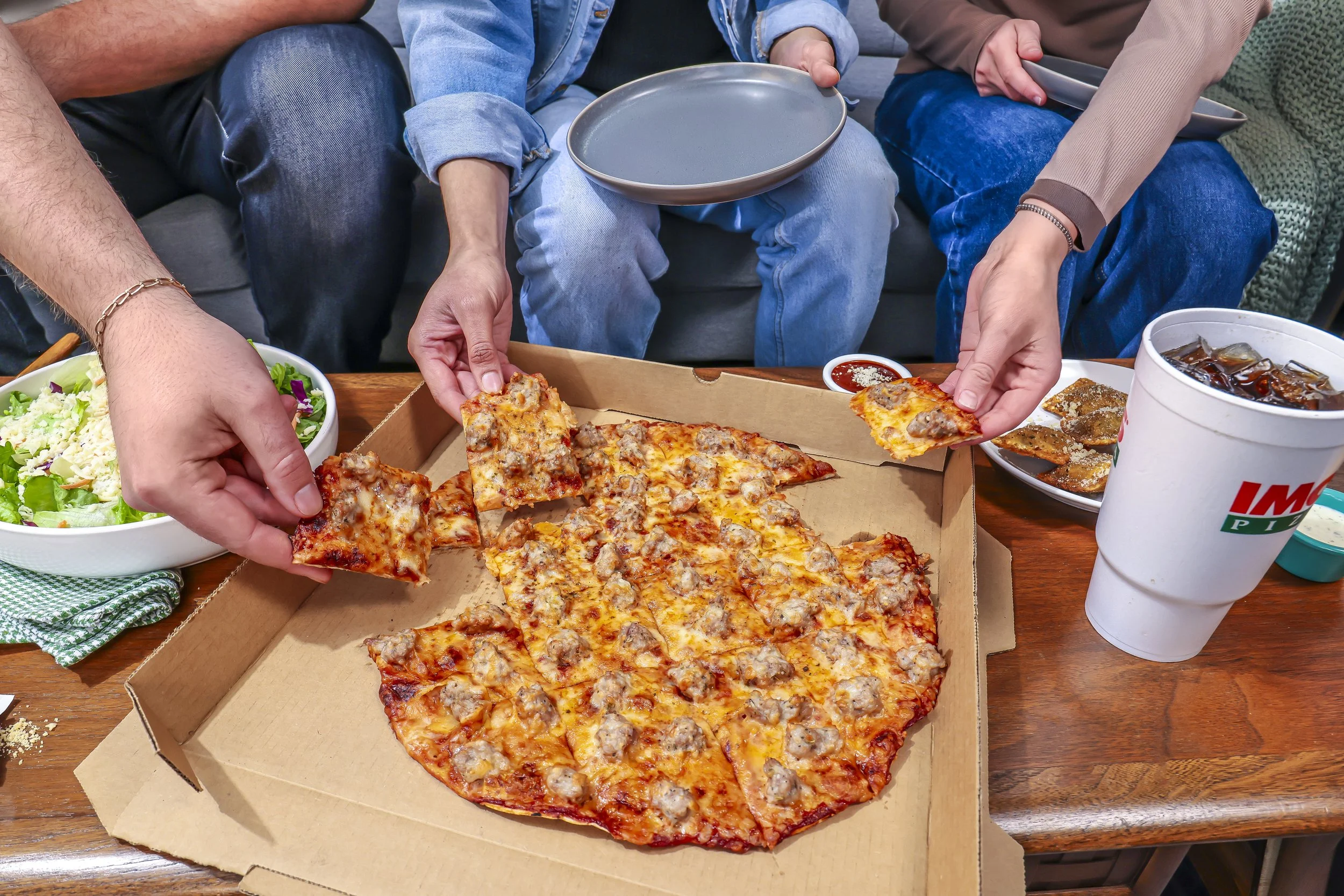Imos_Pizza_Q2_17IMG_0814.jpg