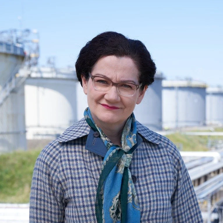 Margarethe Ottillinger: Lassen Sie mich arbeiten!

🕞 19:00 - 23:00, 21. November

Eine Koproduktion von portraittheater, Wirtschaftsuniversit&auml;t Wien und Theater Drachengasse

Schauspiel: Anita Zieher; Regie: Sandra Sch&uuml;ddekopf

Eine Frau a