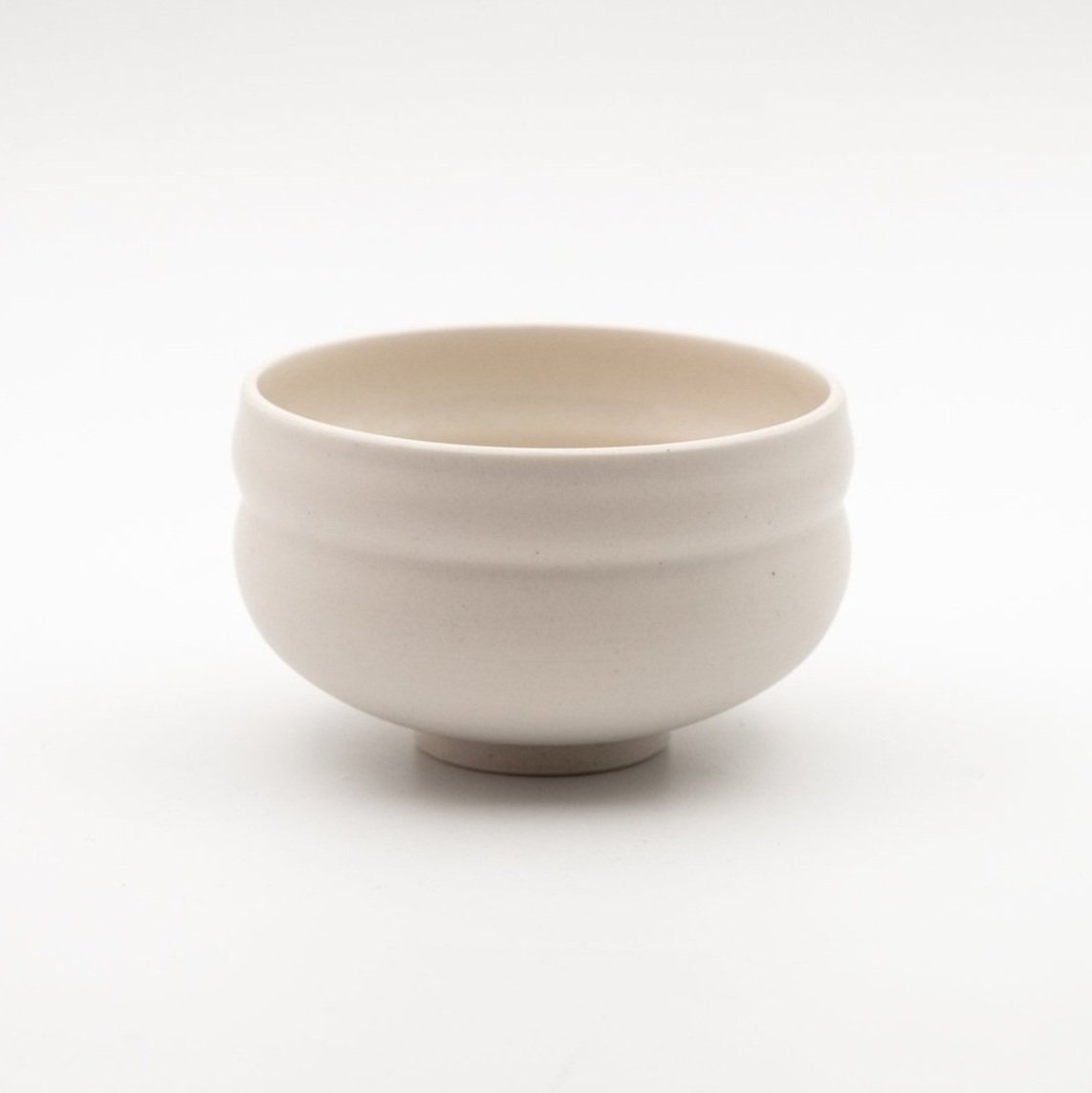 Lytken_Tyst_Chawan_White_front.jpg