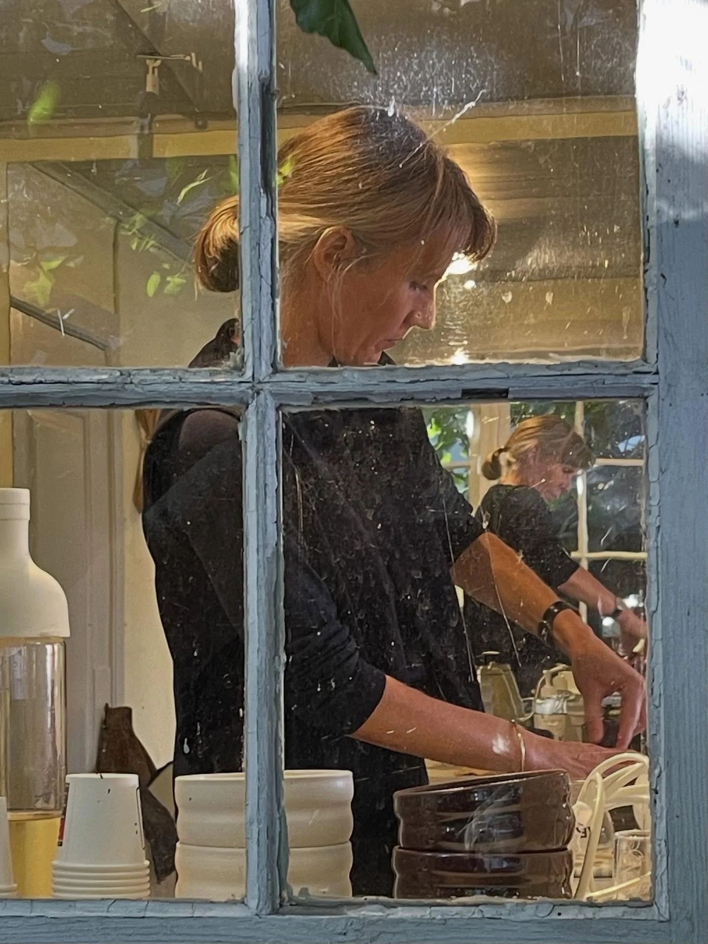 Captured by @olsson_artwork whisking matcha at the Gudhjem Teahouse 🍵💚
11.00-17.00
October 11-18