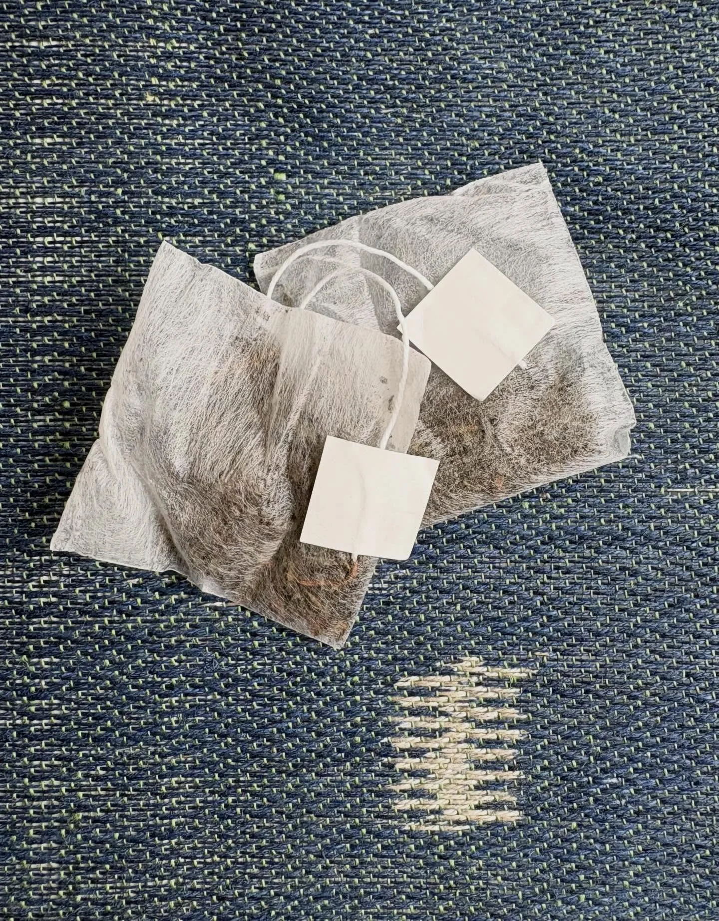 Organic Kocha Tea Bags🤎
We now offer our Wakocha - Japanese black tea in tea bags.

A beautiful golden and refreshing black tea from Yame with very little astringency.
The tea is a blend of different cultivars using leaves that have not been shaded 