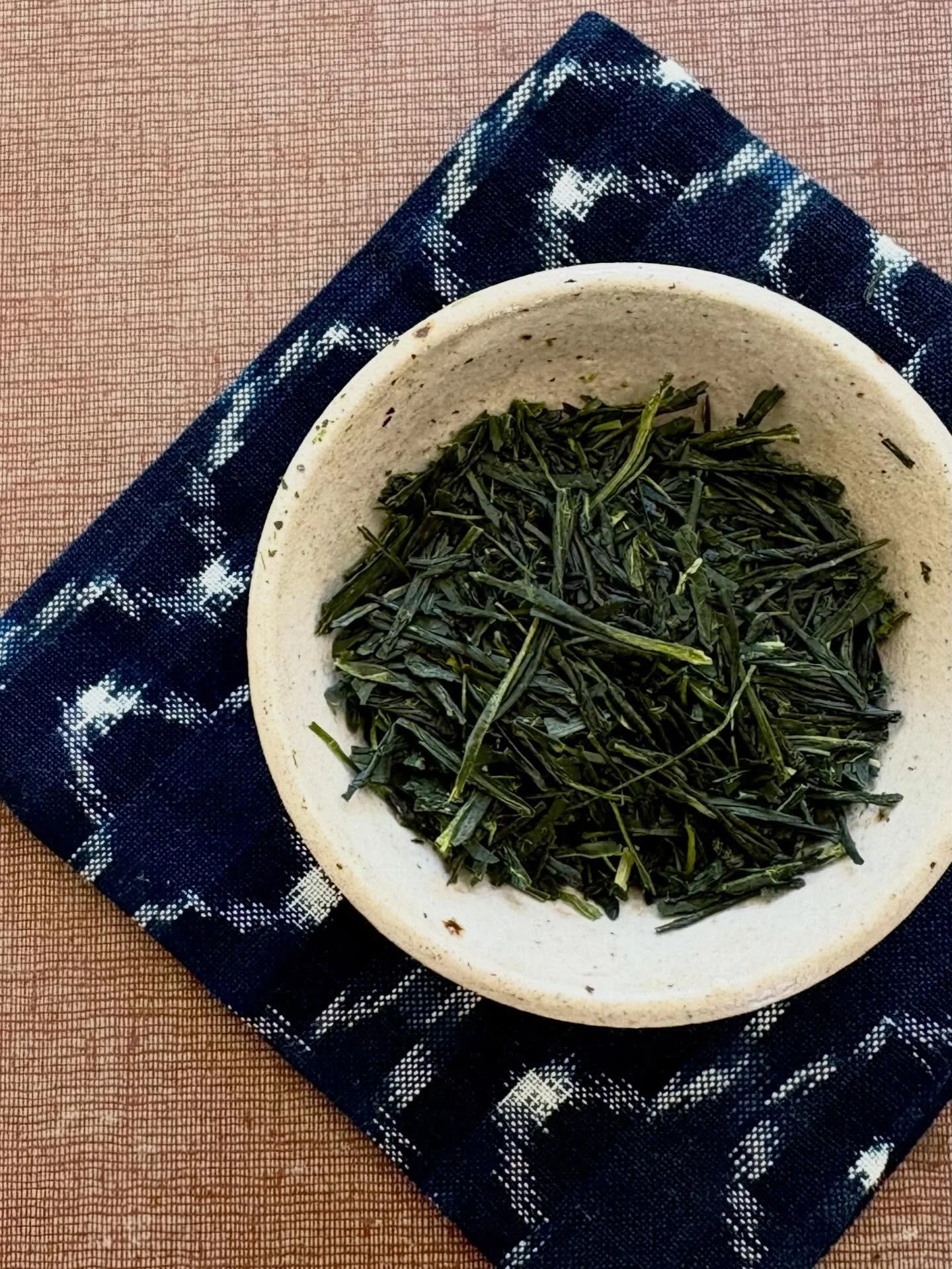 Organic Yama No Ibuki Sencha
A great everyday sencha - and a great companion for spring 🌱

A light and refreshing organic sencha tea made from first harvest leaves grown in Yame. A perfectly balanced and easy to drink single cultivar tea made from Y