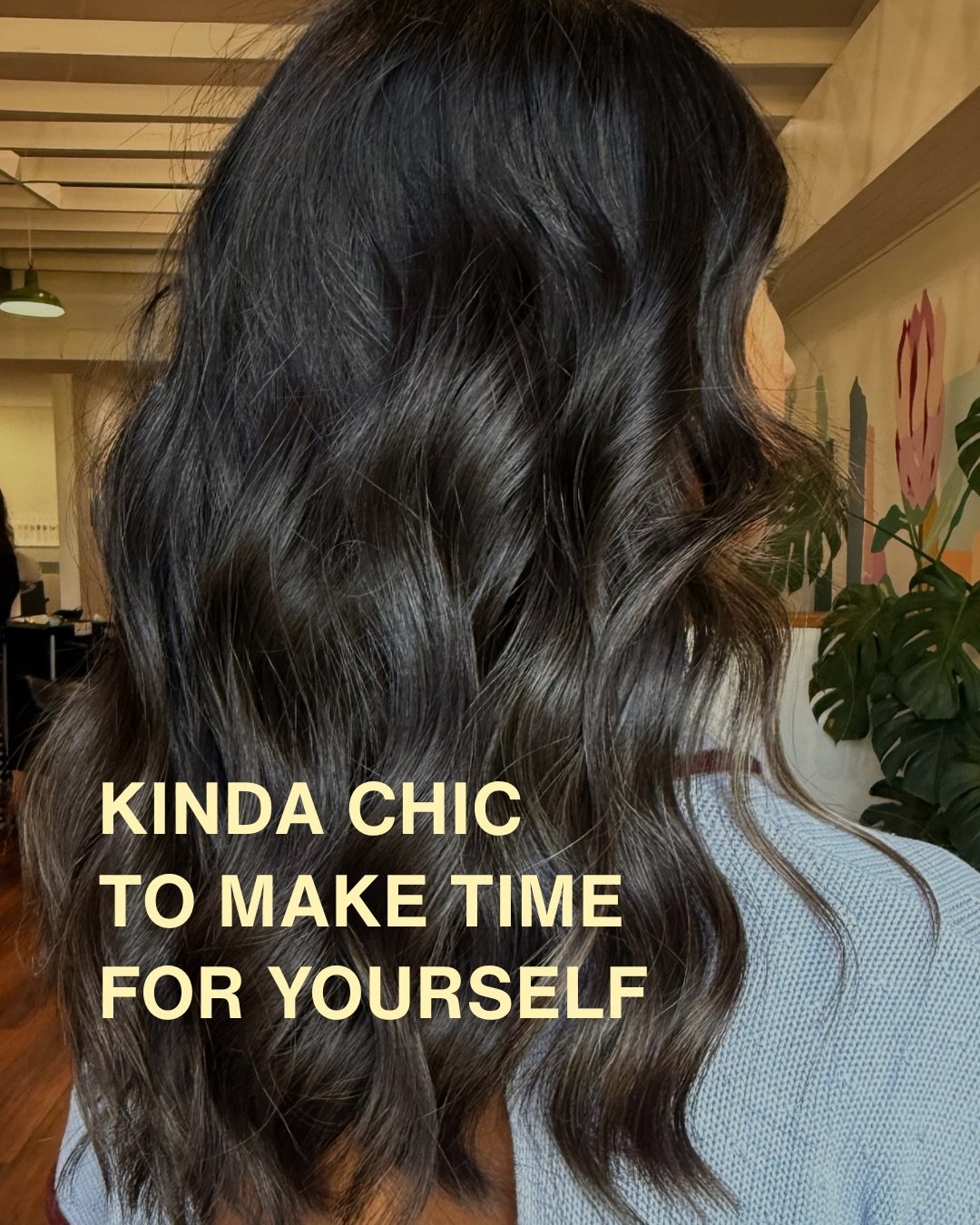 KINDA CHIC TO VISIT MAVERICK 🖤

#maverickhairsalon #awardwinningsalon #blondespecialists #hairartists #kindachic