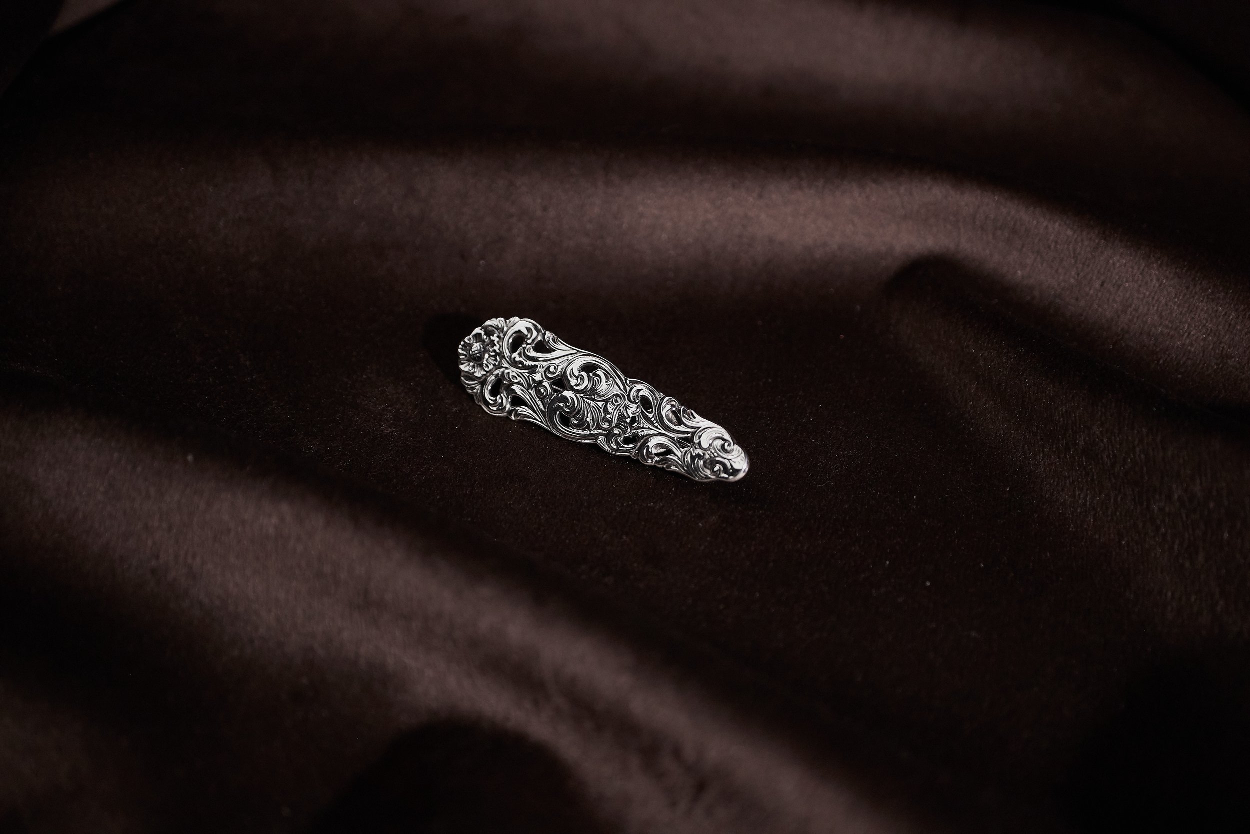 Valdres Brooch 1_web.jpg