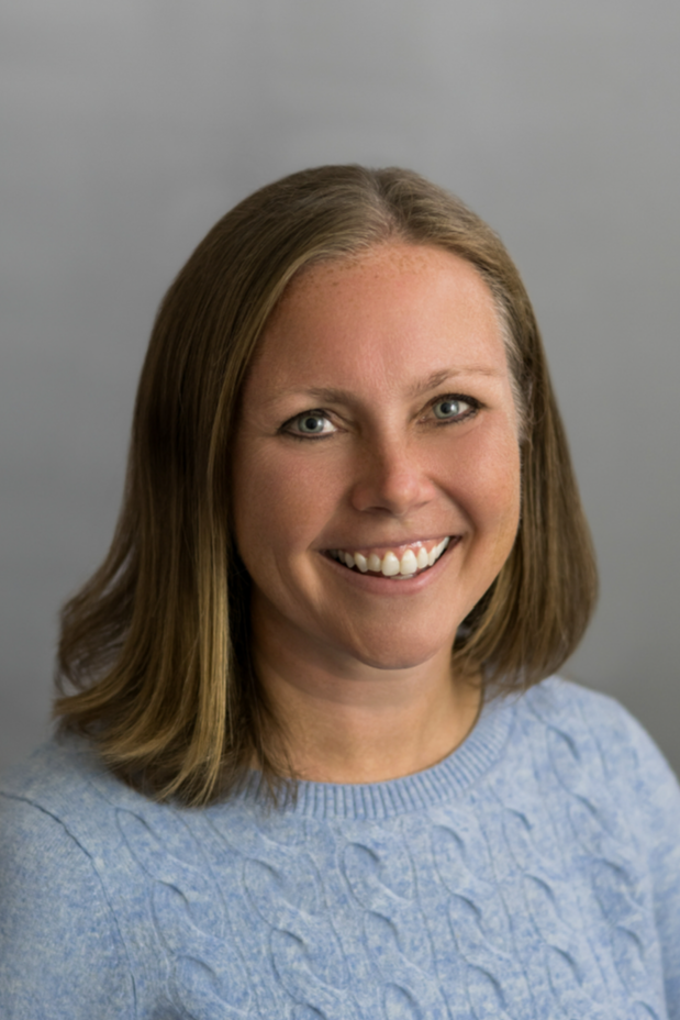 Anny Headshot APTIH.png