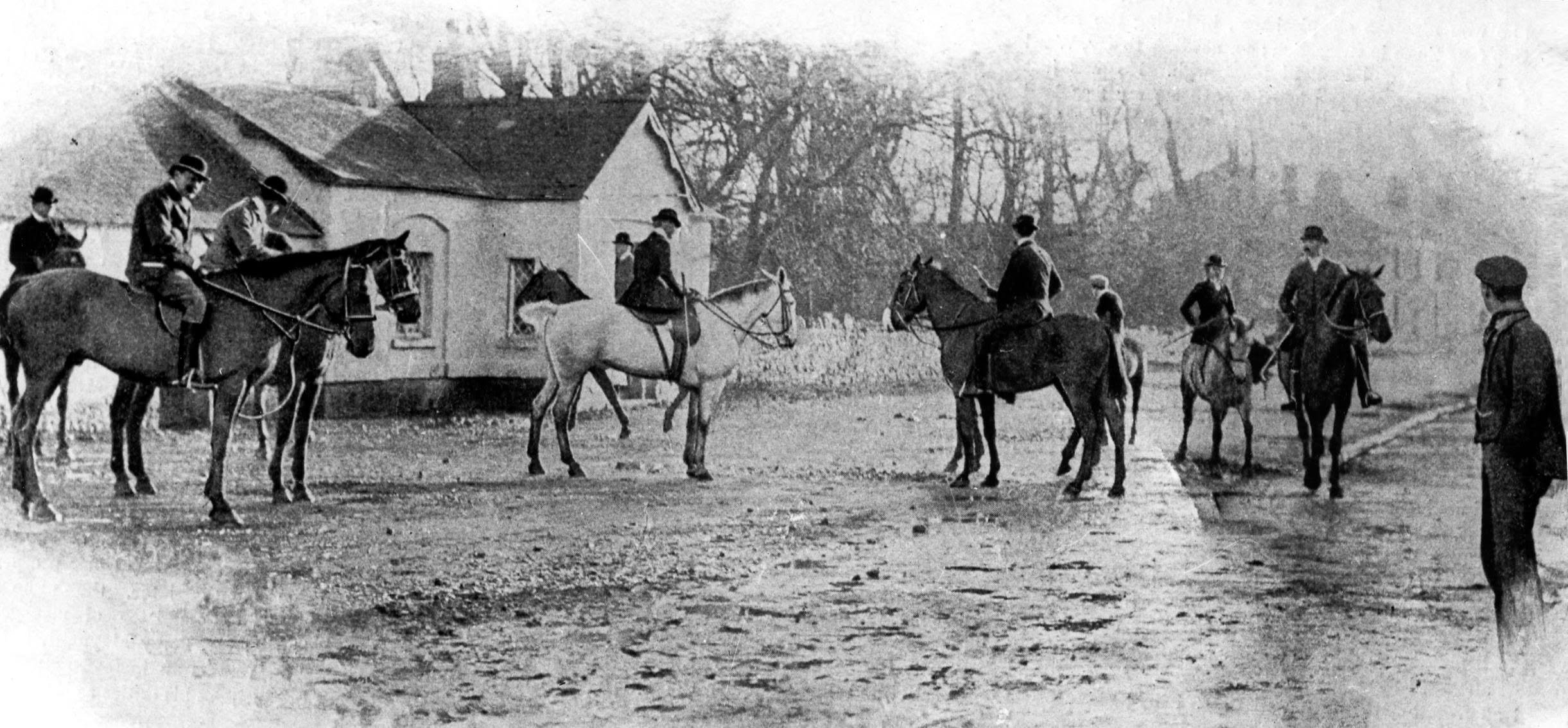 Toll House, 1898. 
Probably taken by Peadar Murray