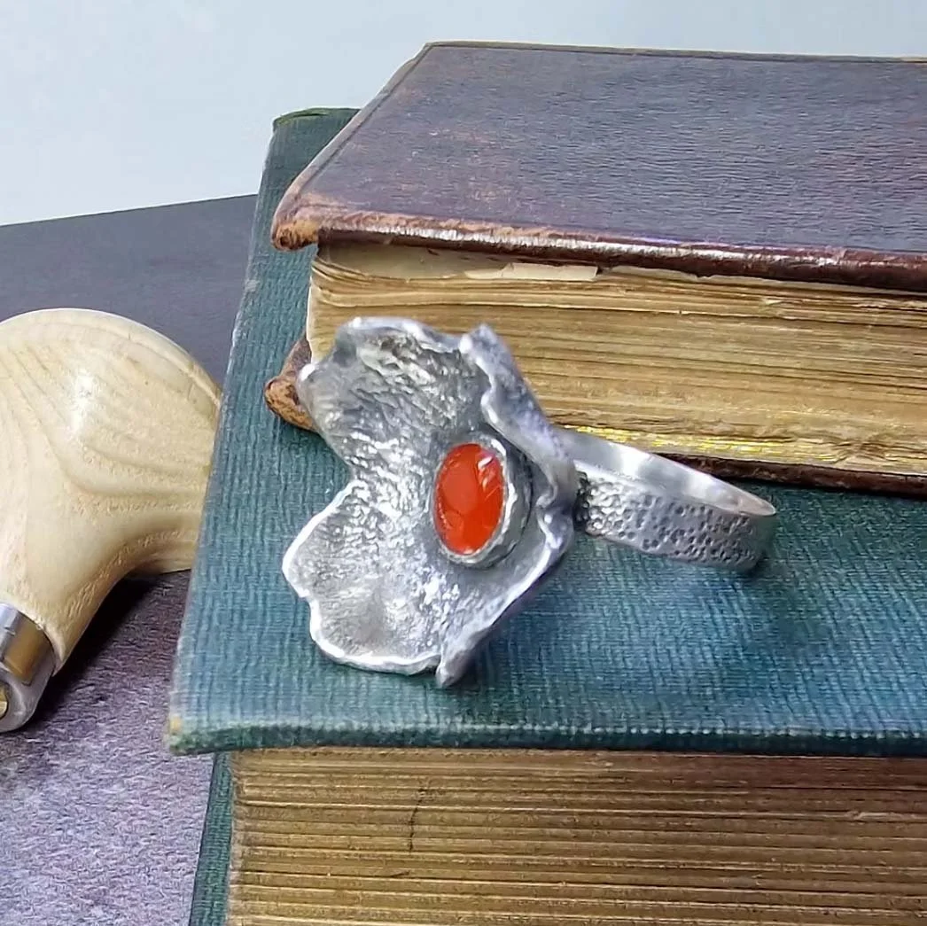 Carnelian Blodyn.jpg