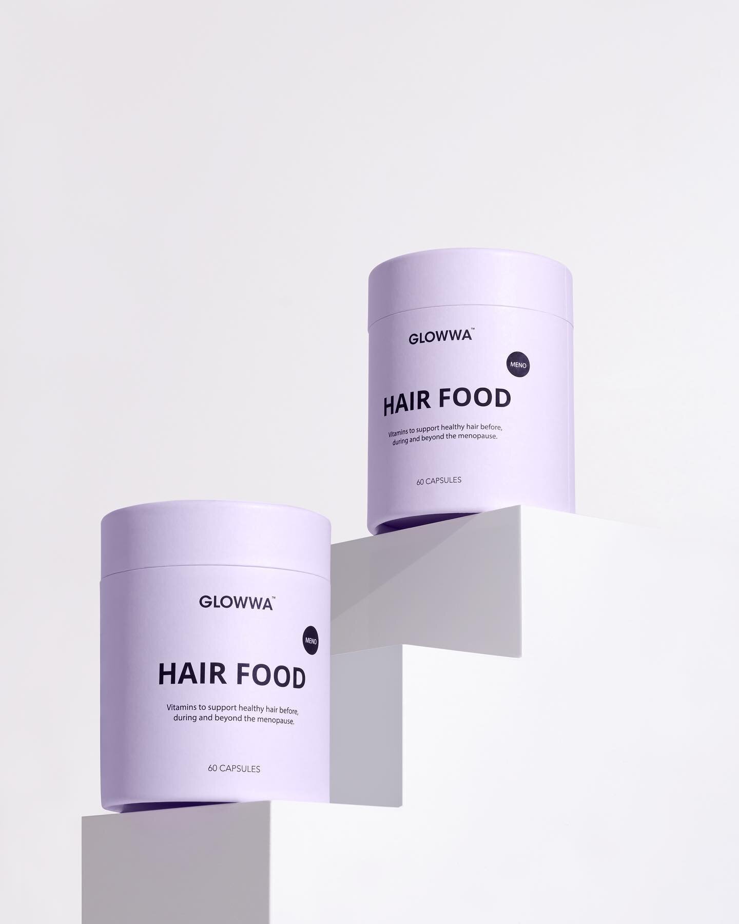 Love love love a minimal clean set up focusing solely on the product! 
New work for GLOWWA ✨ 
.
.
So excited for the projects I have coming up this month. Some new clients I&rsquo;ve been dying to work with too, eeek! 
.
.
Feel free to throw me a DM 