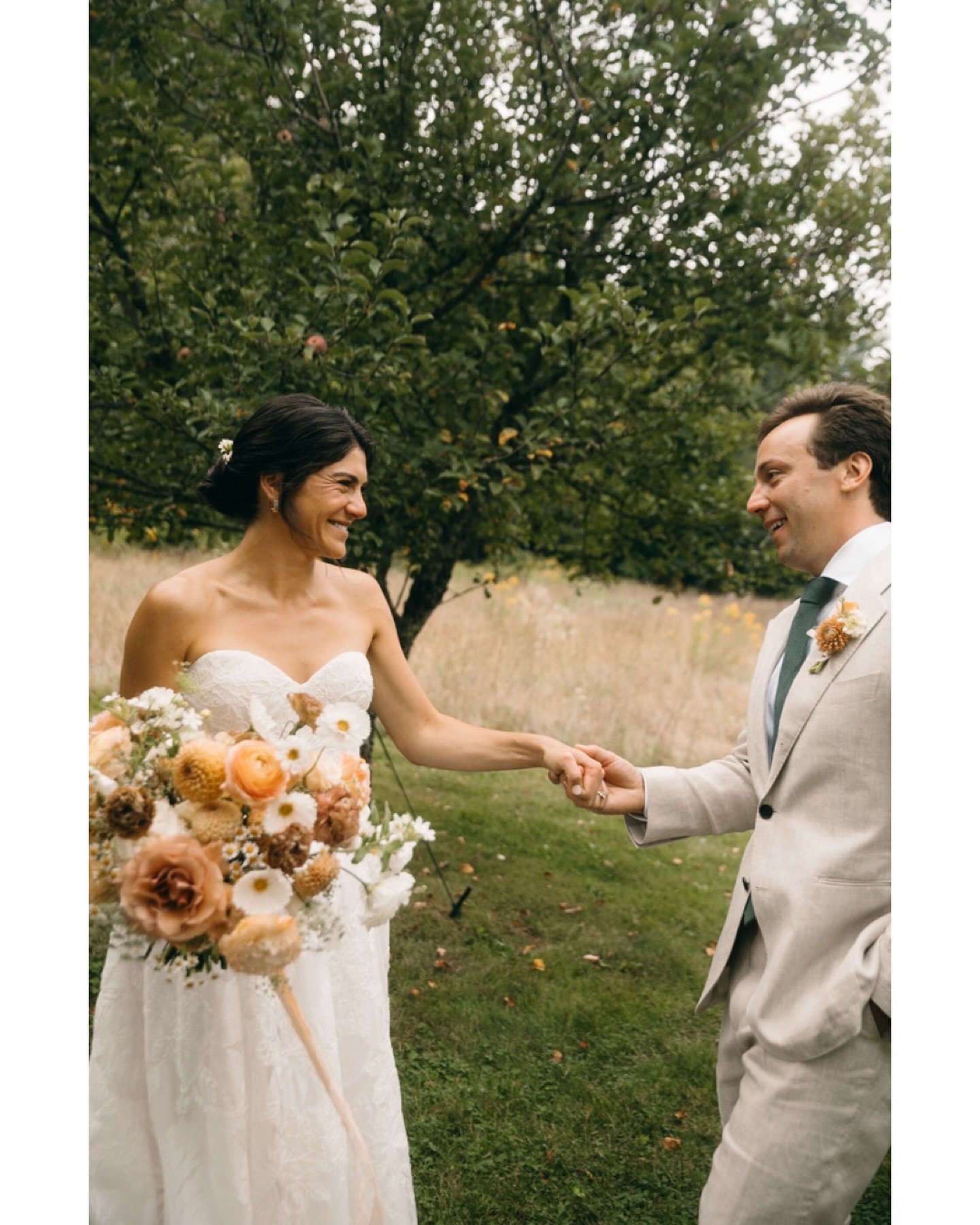 Rosey + Alex 💛 Oh man. These two are just so delightful. Matt and I literally left the wedding debating on whether or not we should have more children! 🤣 the love and closeness of this family was palpable and we were just lucky enough to get to be 