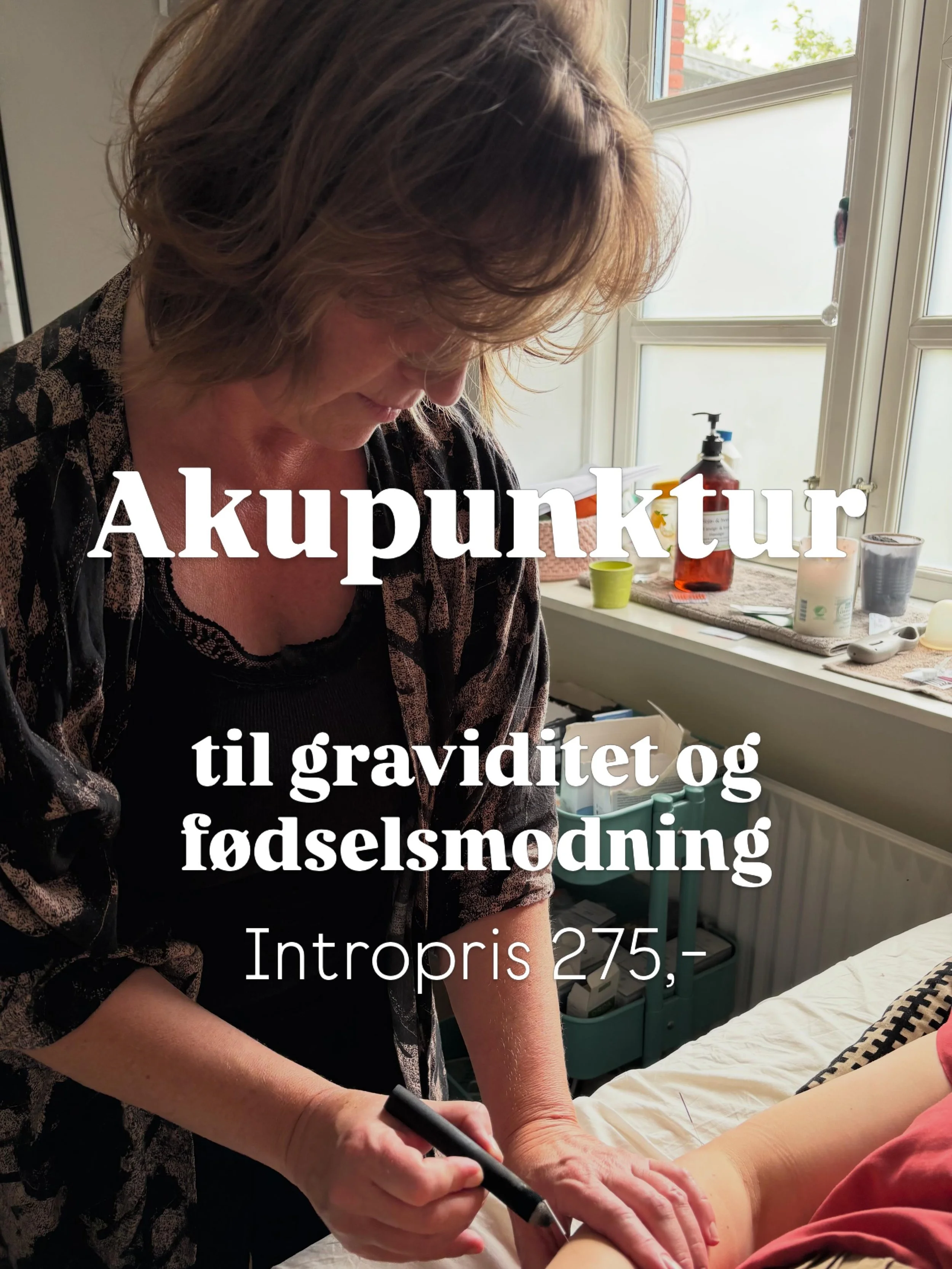 Jeg har v&aelig;ret p&aring; kursus i akupunktur til gravide og f&oslash;dende de sidste dage &mdash; og det gl&aelig;der jeg mig virkelig til at tage med ind i mit arbejde 🤎

Det giver s&aring; god mening for mig at kunne st&oslash;tte kroppen endn