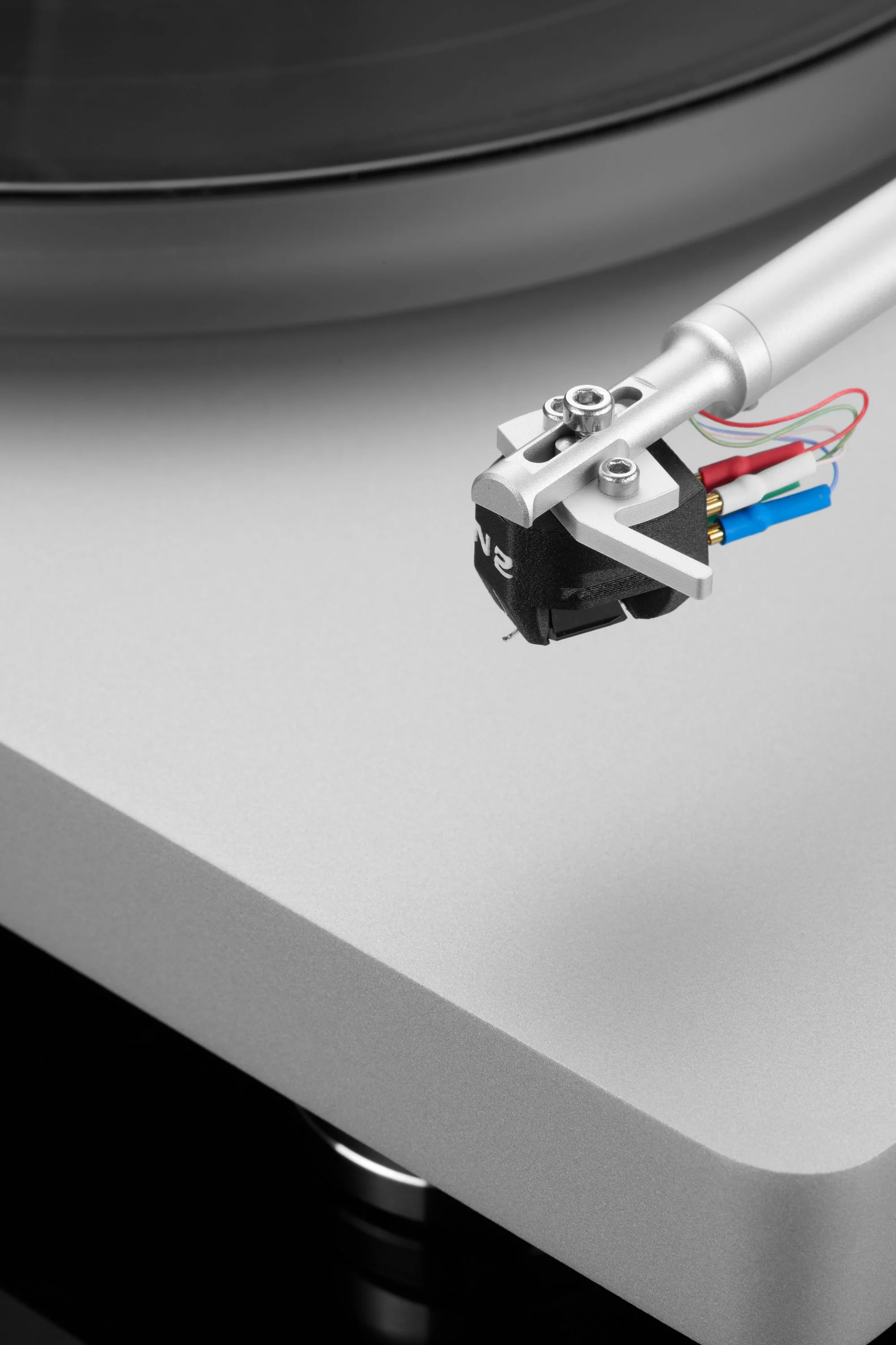 Leicht aber sehr stabil – Tonabnehmer clearaudio N2 ab sofort erhältlich