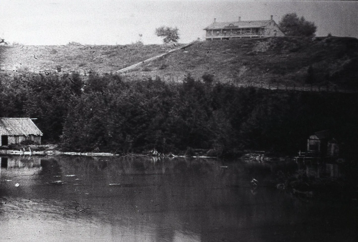 Cat_1880-1920_River 1.jpg